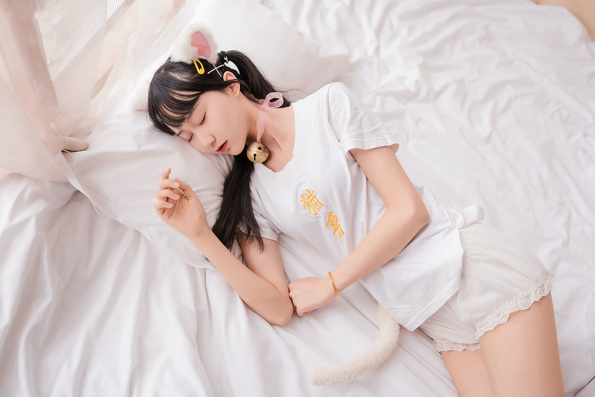 風の領域] No.129 猫系白ストッキング少女