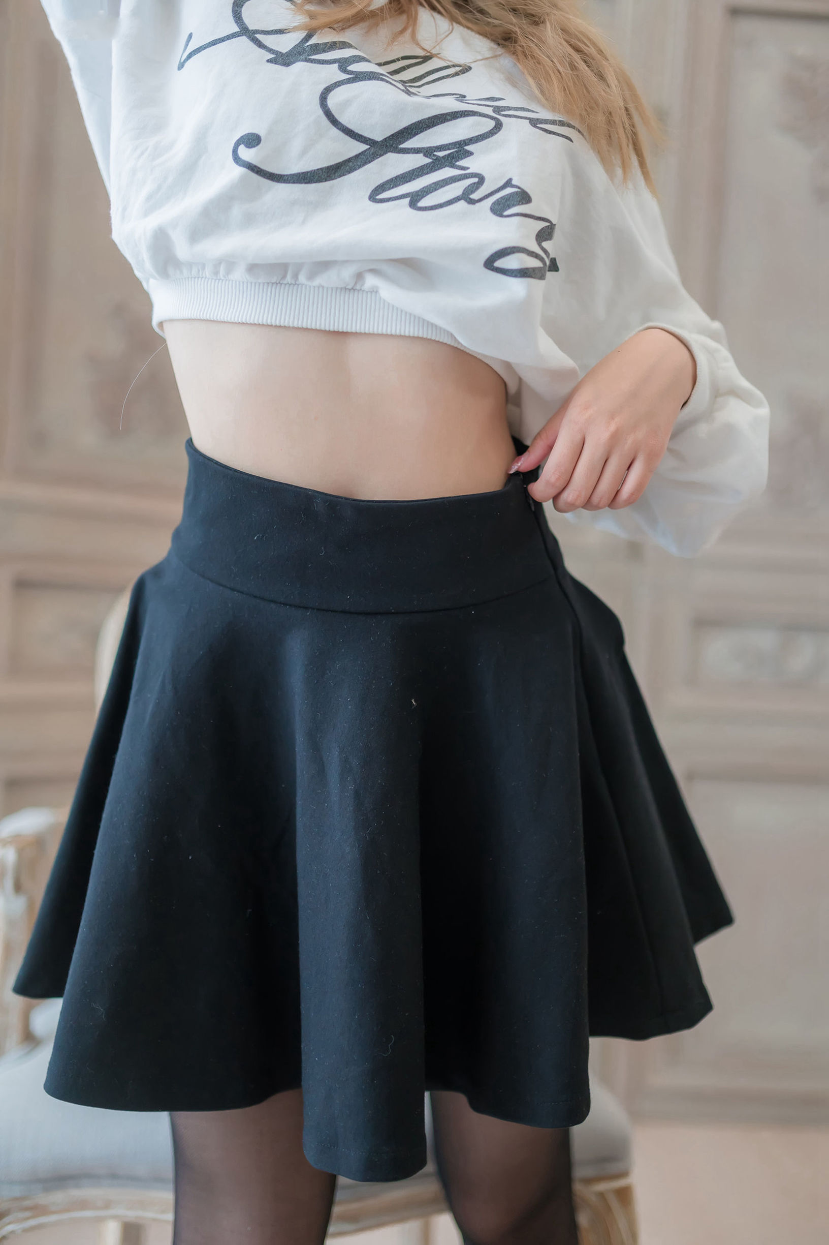 Realm of the Wind] No.130 Ultra-thin Black Silk Short Skirt