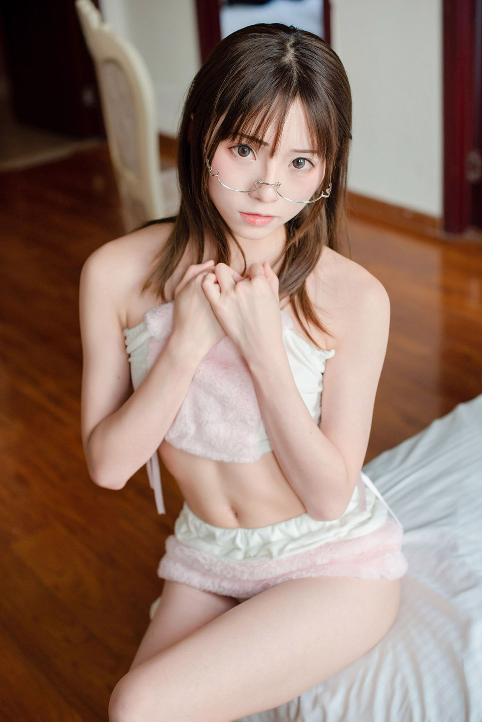 風之領域] NO.140 眼鏡萌妹