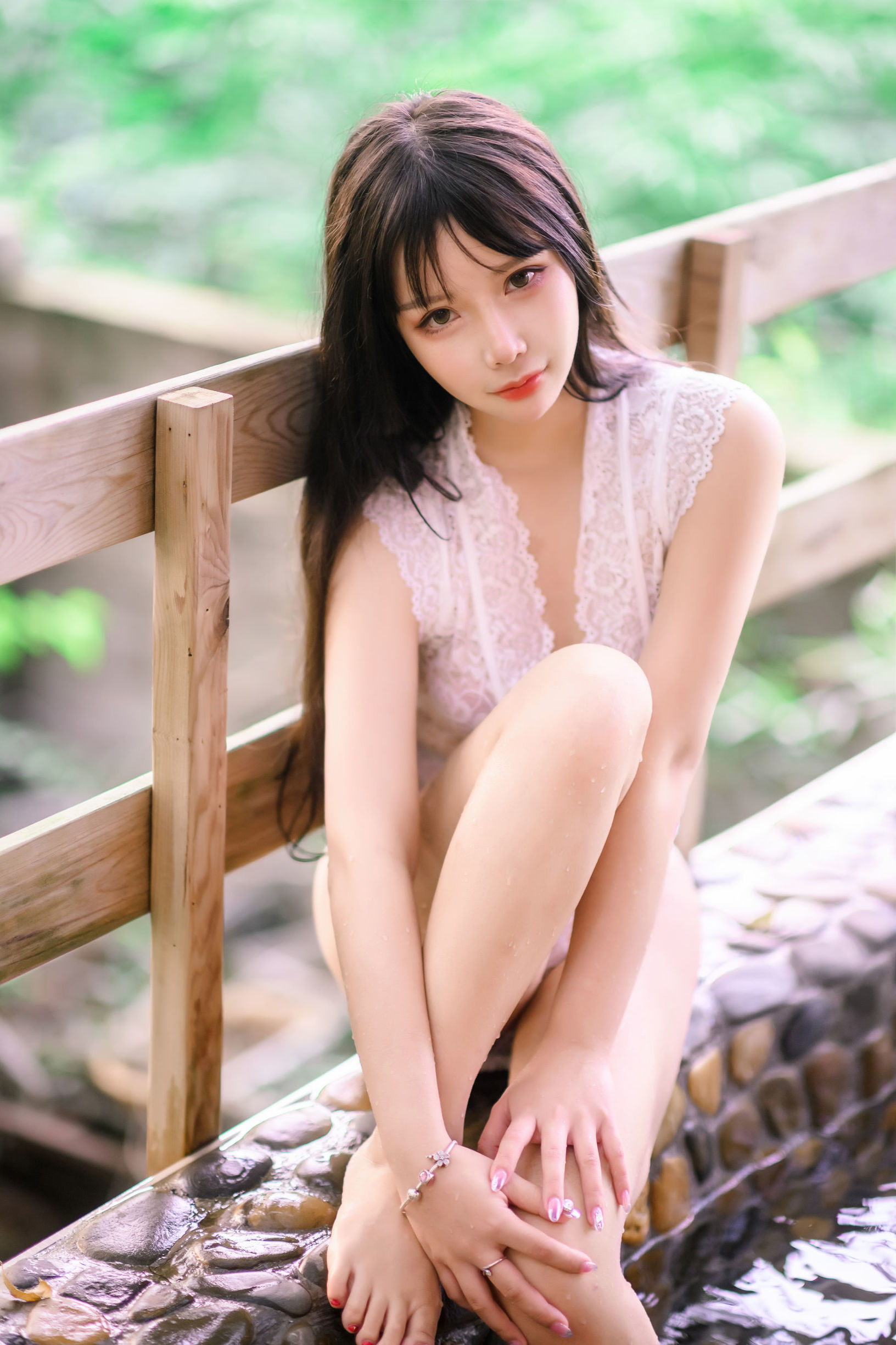 コスプレ福利] 二次元美少女がモクシアーを抱いて連れ去る - 屋外セクシー
