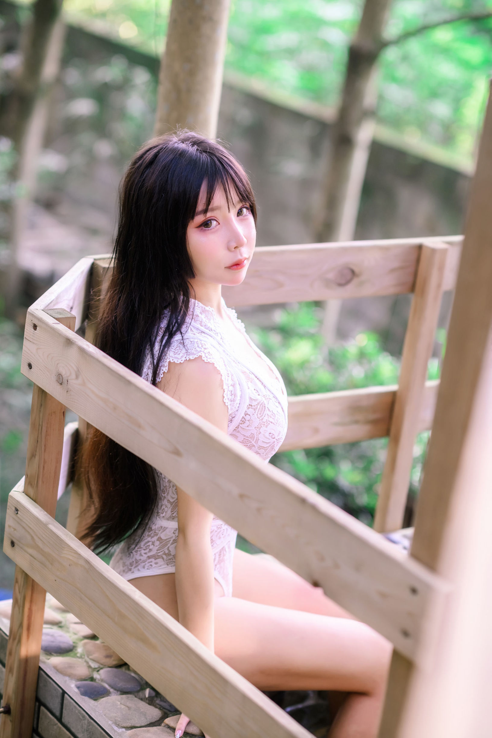 コスプレ福利] 二次元美少女がモクシアーを抱いて連れ去る - 屋外セクシー