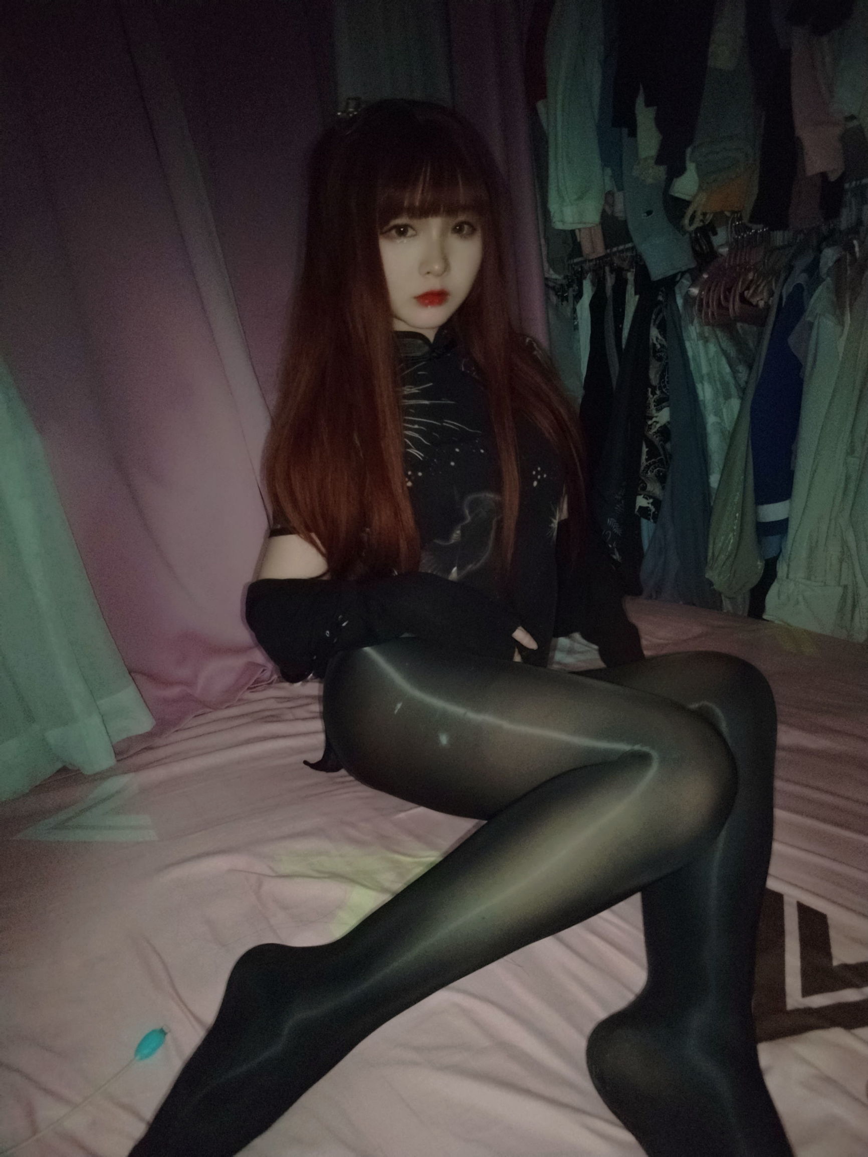 COS Phúc lợi] Mỹ nhân 2D Furukawa Kagura - Lụa bóng đen Qipao