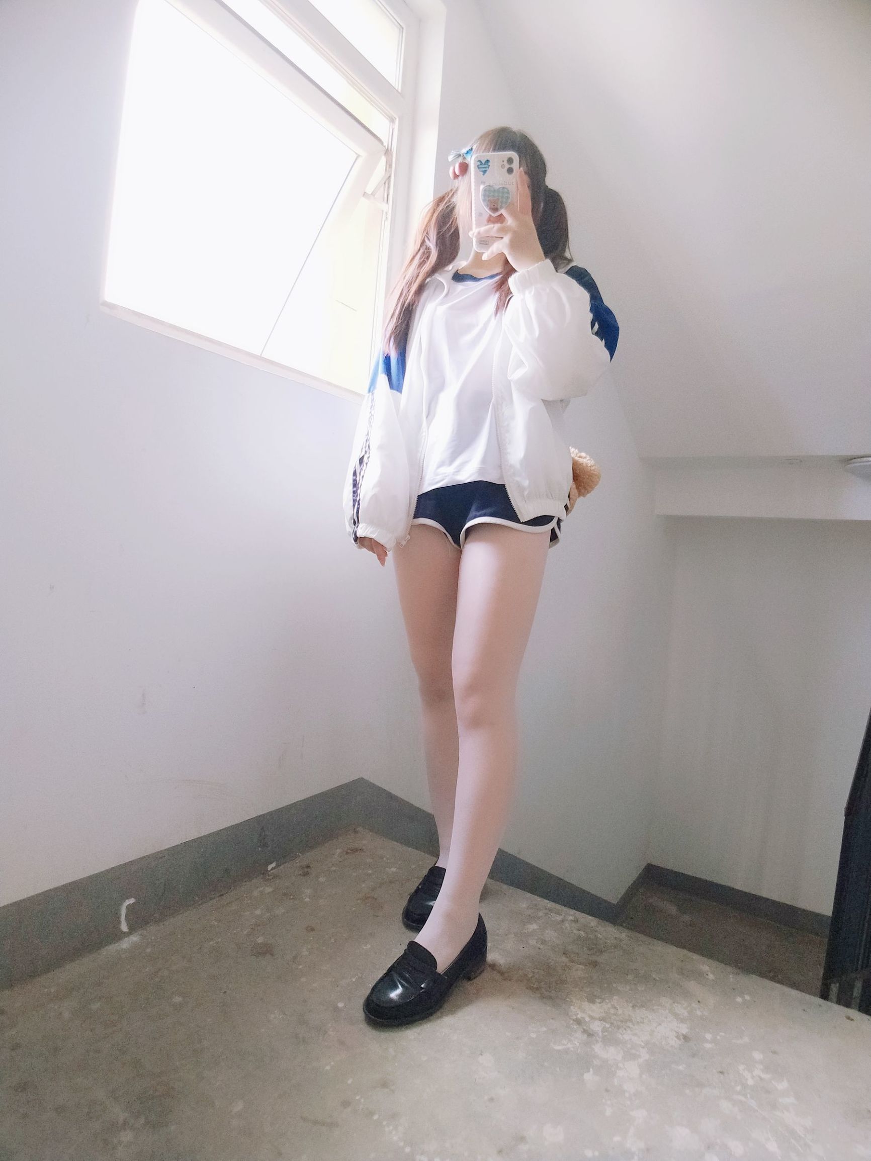 Cosplay Welfare] Two-Dimensional Beauty Furukawa Kagura - White Silk Gymnastics Sportswear
