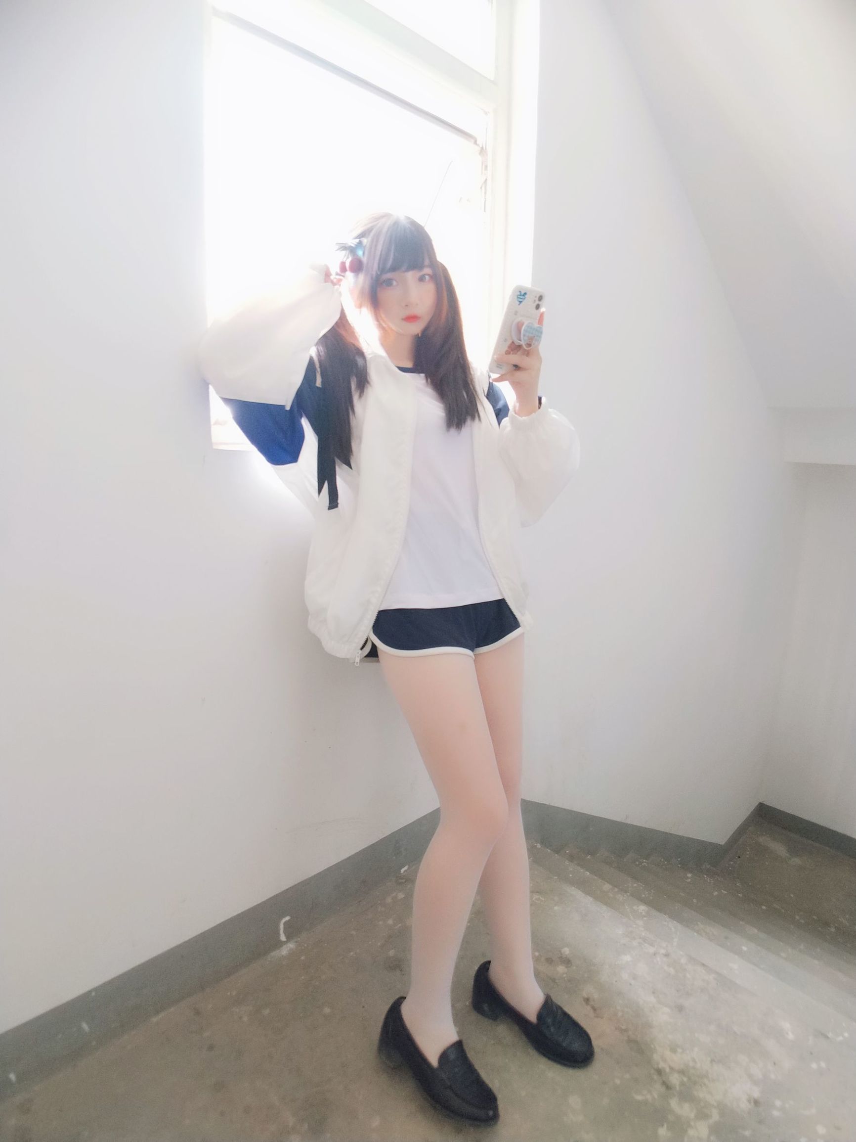 Cosplay Welfare] Two-Dimensional Beauty Furukawa Kagura - White Silk Gymnastics Sportswear