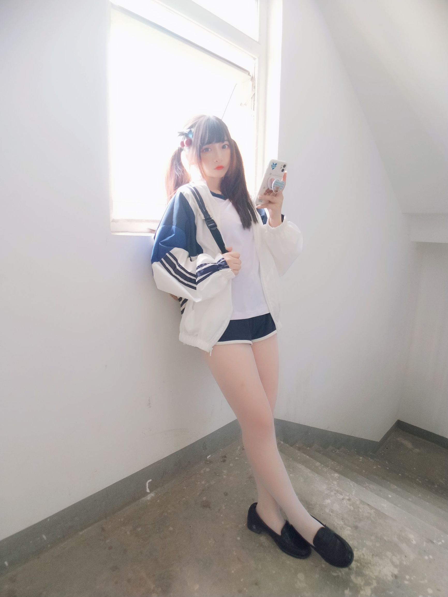 Cosplay Welfare] Two-Dimensional Beauty Furukawa Kagura - White Silk Gymnastics Sportswear