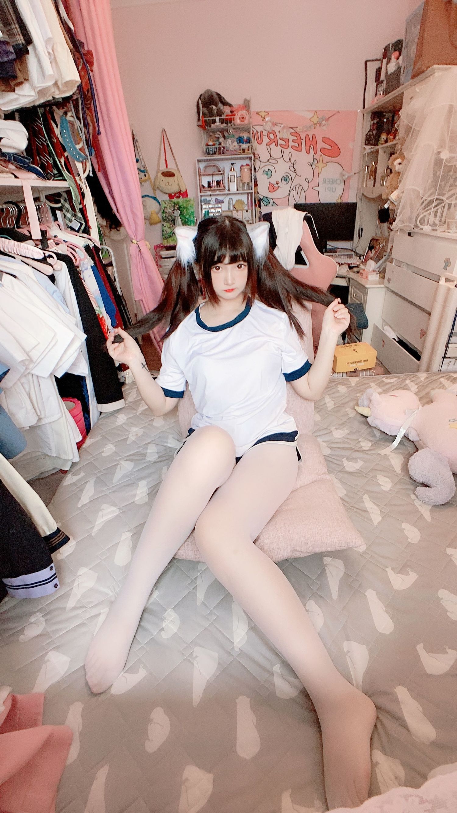 Cosplay Welfare] Two-Dimensional Beauty Furukawa Kagura - White Silk Gymnastics Sportswear
