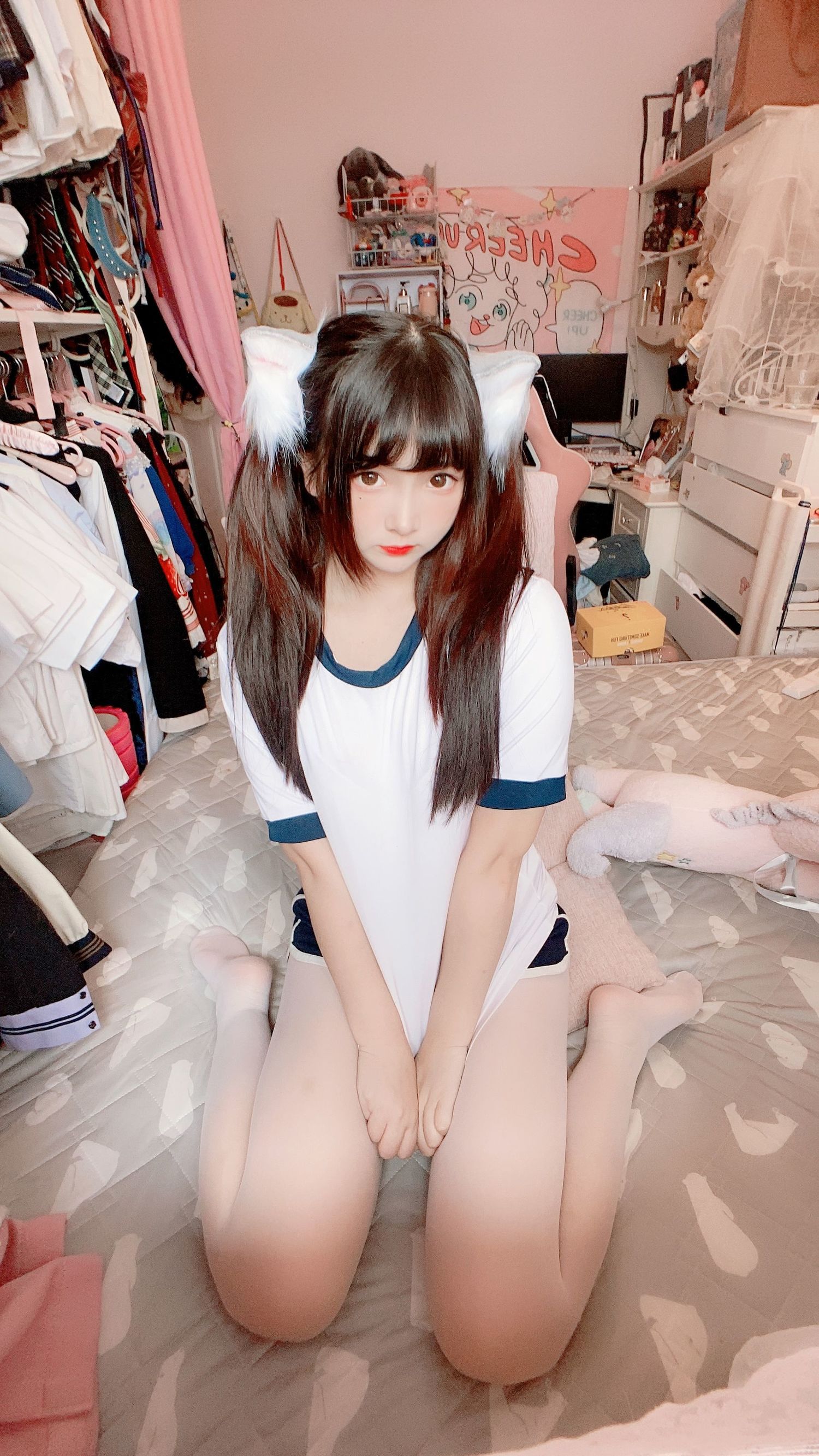 Cosplay Welfare] Two-Dimensional Beauty Furukawa Kagura - White Silk Gymnastics Sportswear