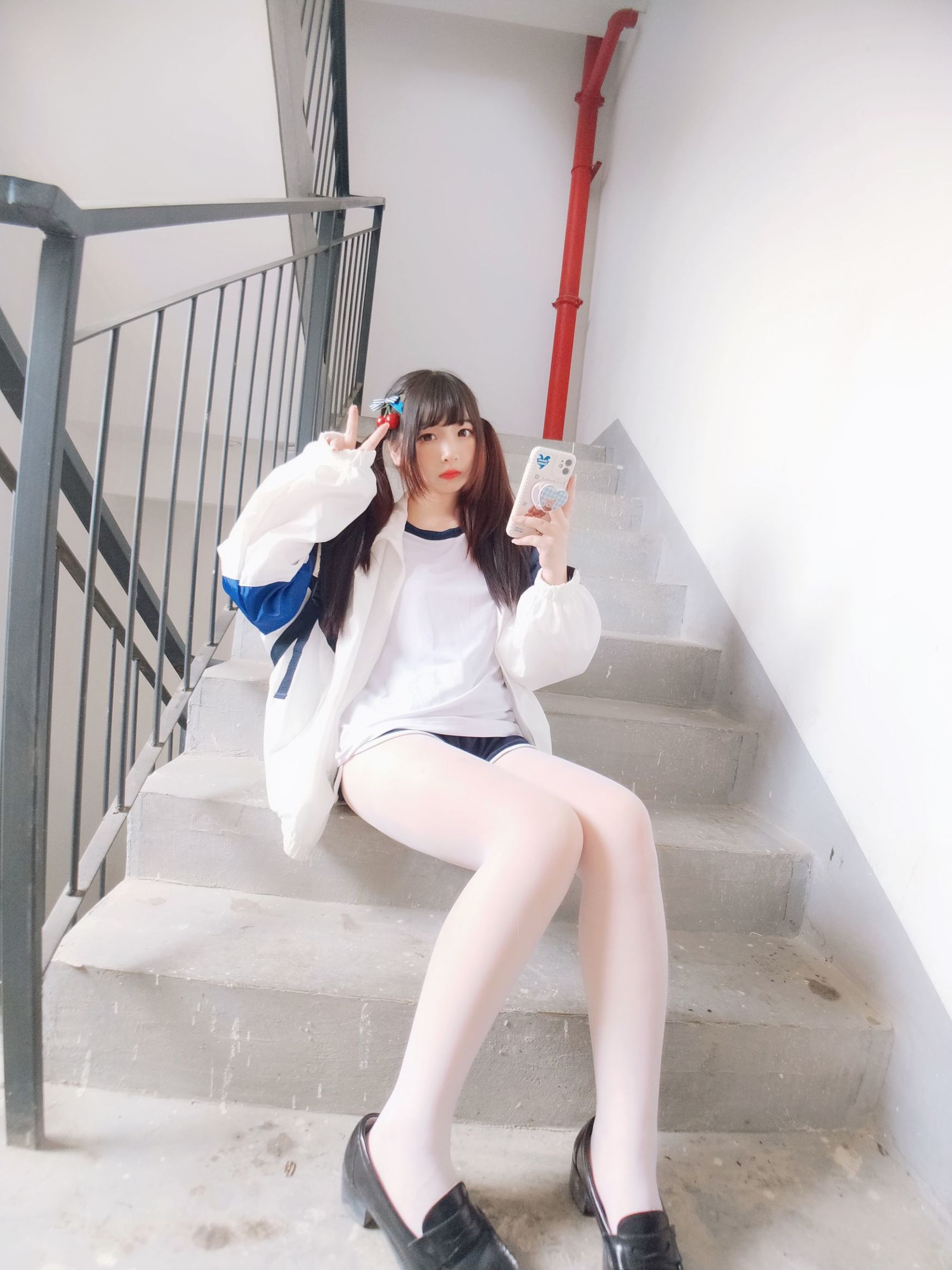 Cosplay Welfare] Two-Dimensional Beauty Furukawa Kagura - White Silk Gymnastics Sportswear
