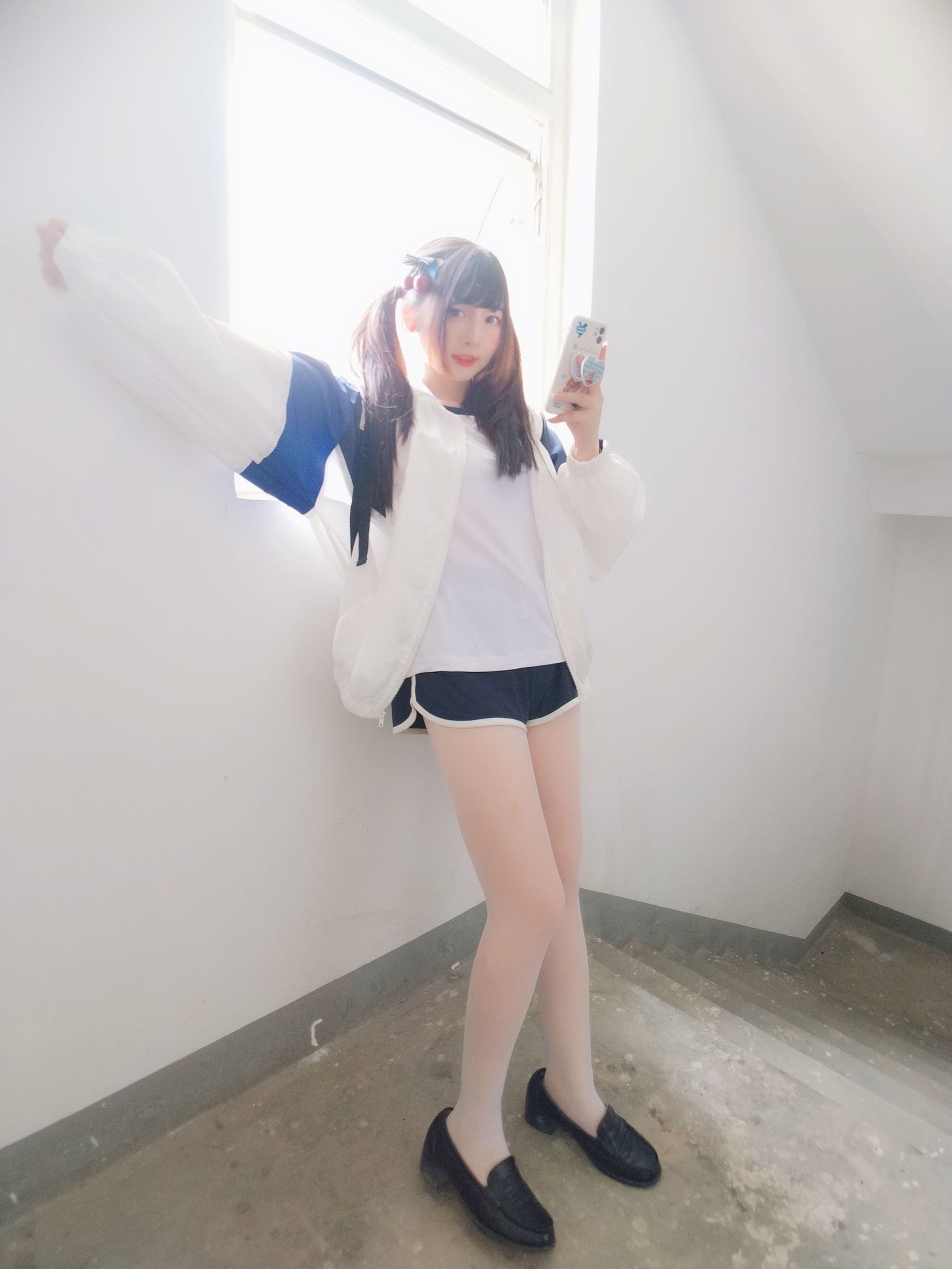 Cosplay Welfare] Two-Dimensional Beauty Furukawa Kagura - White Silk Gymnastics Sportswear