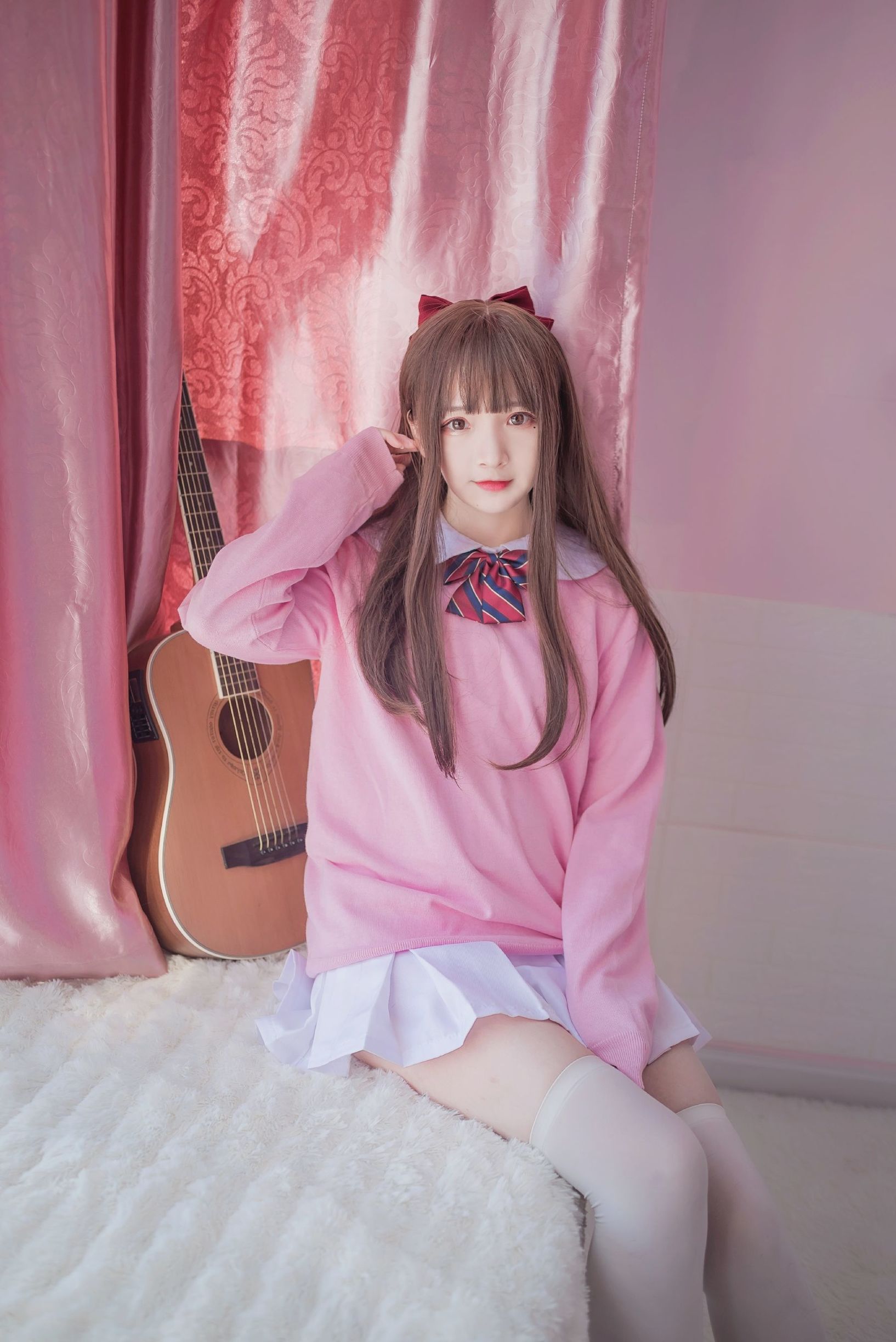COS福利] 二次元美女古川卡古拉 - 粉色JK