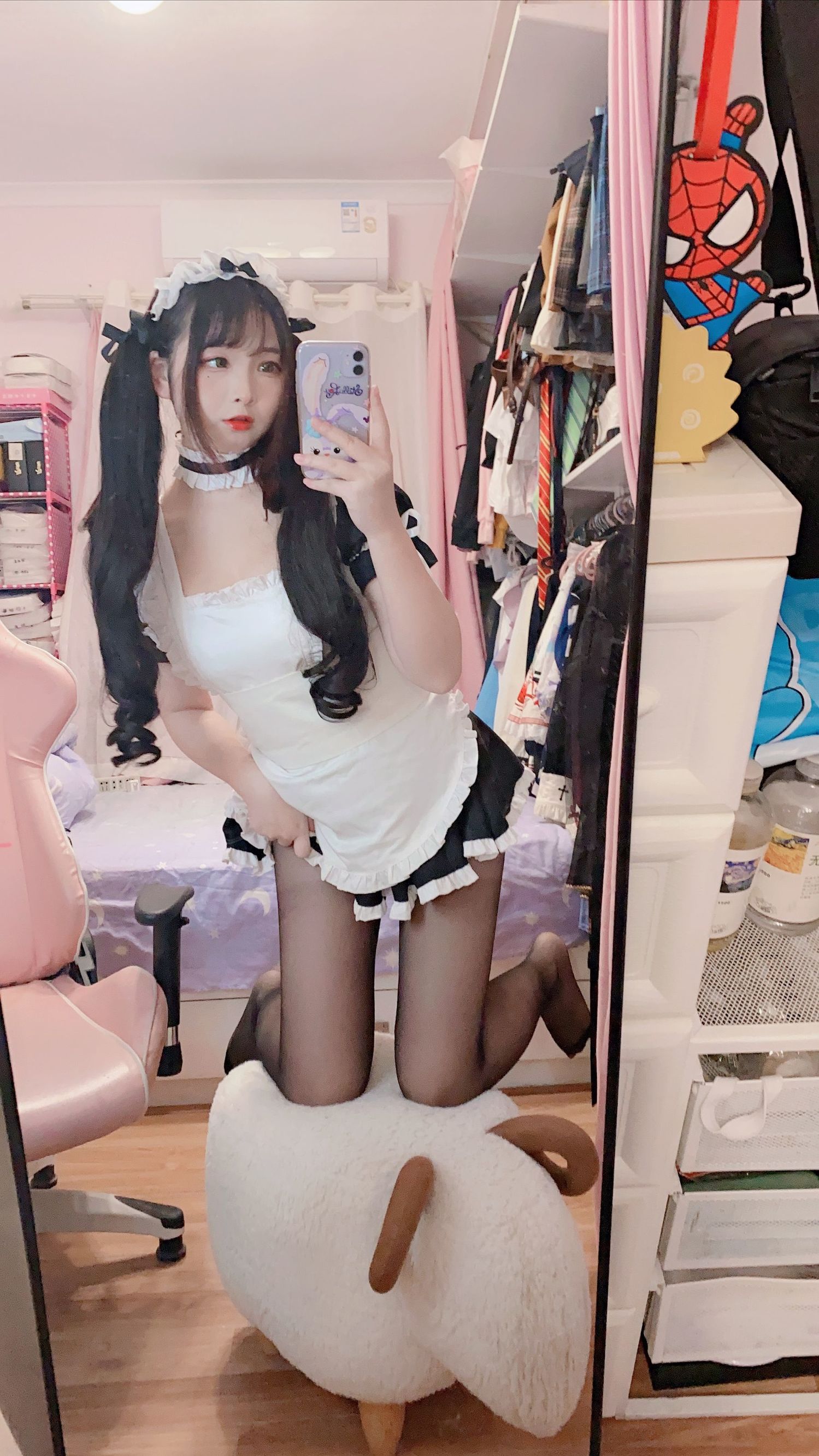 COS Phúc lợi] Mỹ nhân 2D Furukawa Kagura - Nữ hầu mặc tất đen