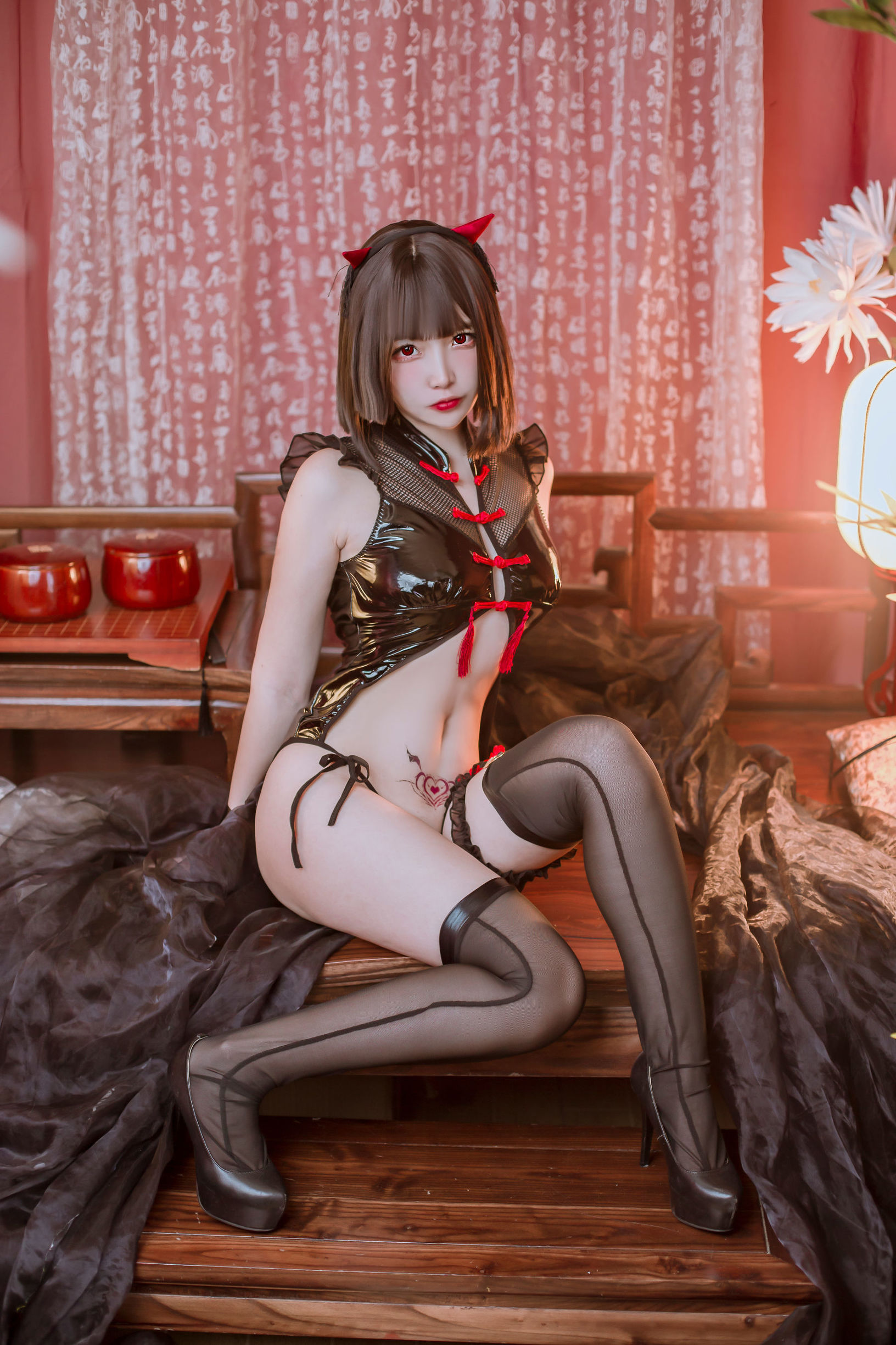 Cosplay Perks] Popular Cosplayer Er Zuo Nisa - Chinese Style Little Devil