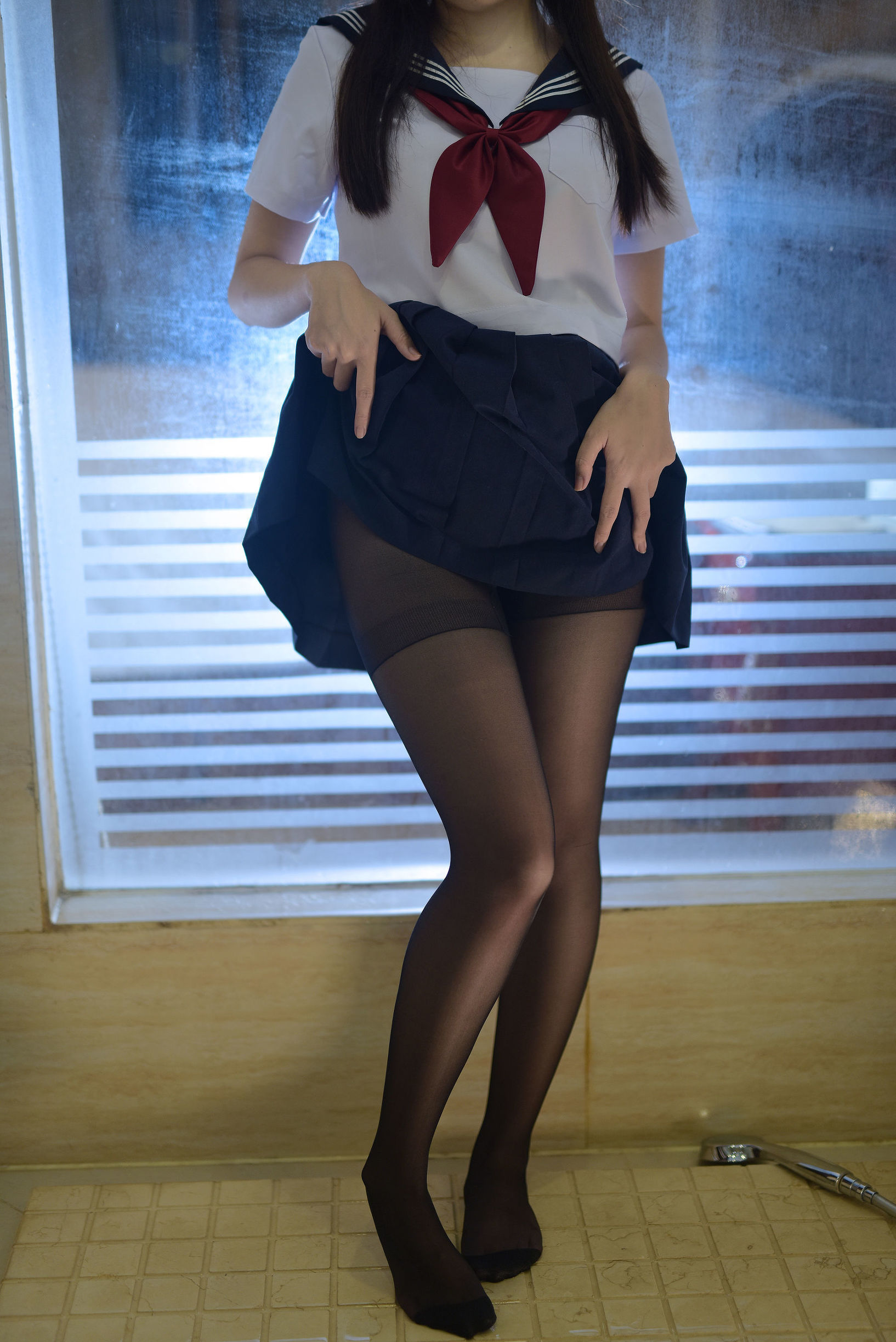 COS Welfare] Popular Coser Er Zuo Nisa - Wet Body Black Silk