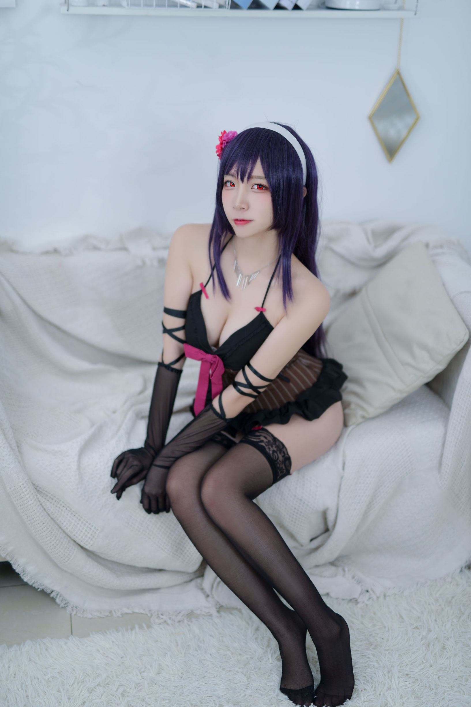 COS 혜택] 인기 Coser 엘자 니사 - 도로인 선배 잠옷