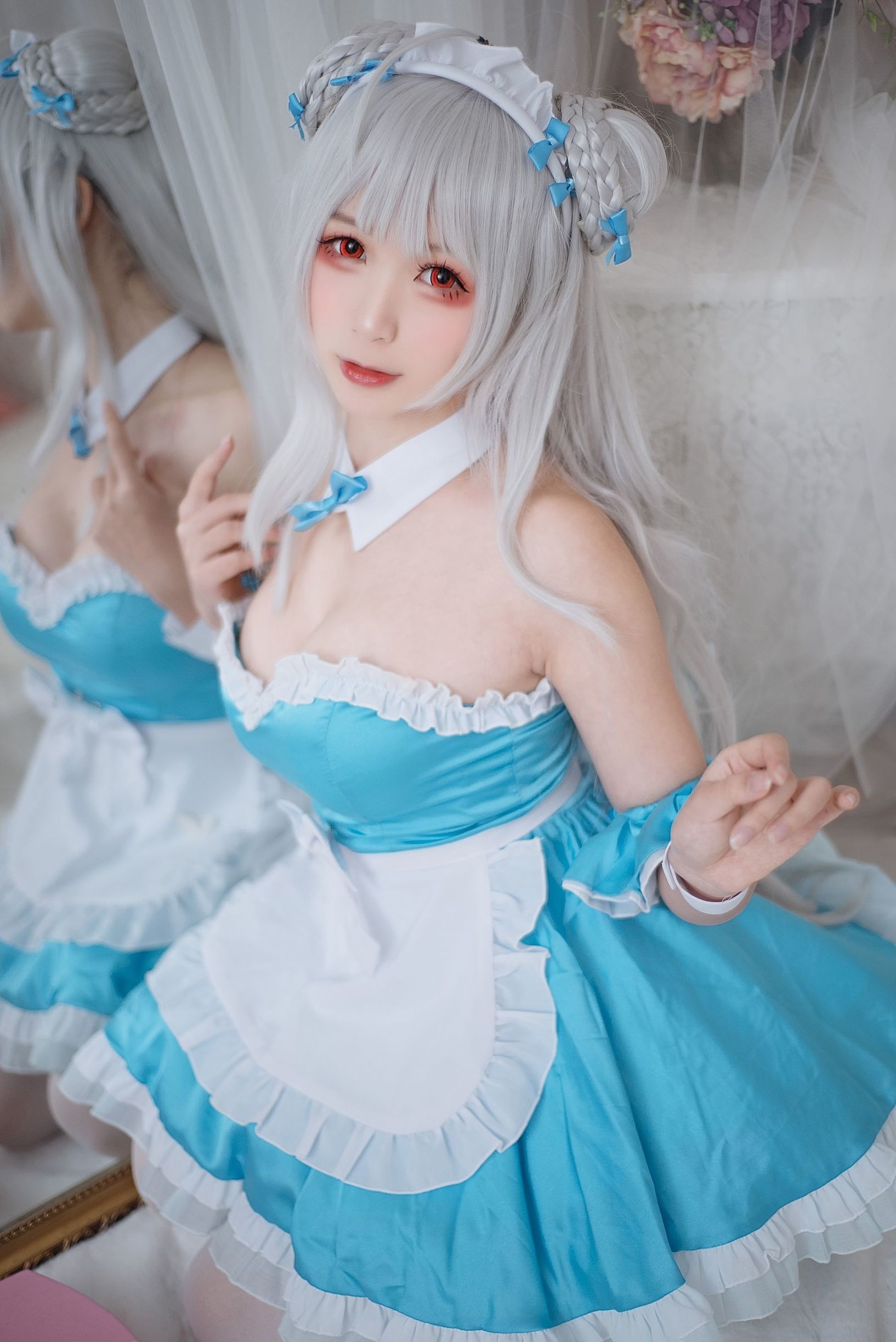 COS Phúc lợi] Blogger Anime Ying Luo Jiang w - Nữ hầu Thiên Nga Nhỏ