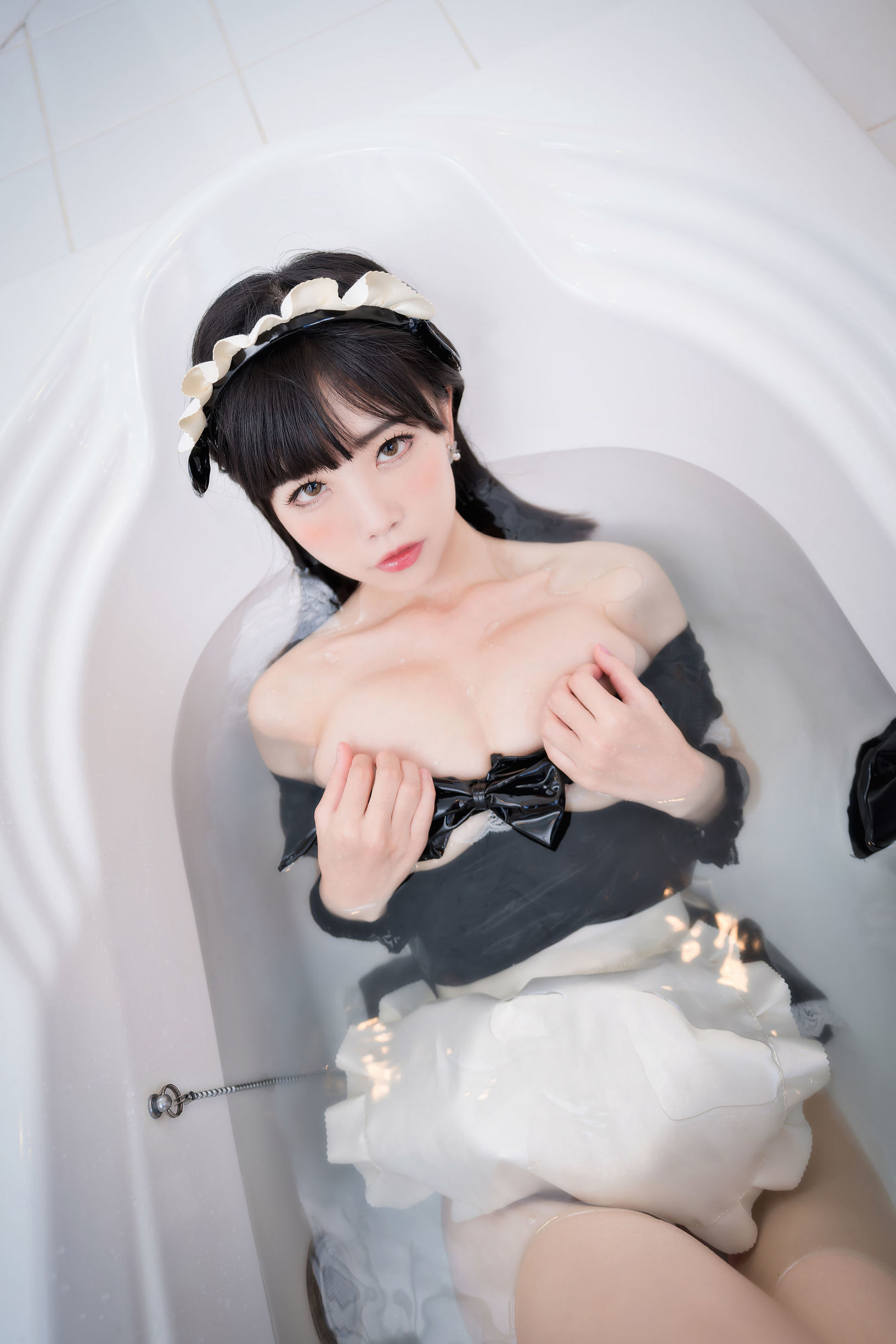 COSプレイ特典] アニメブロガー水淼アクア - 黒いラテックス衣装