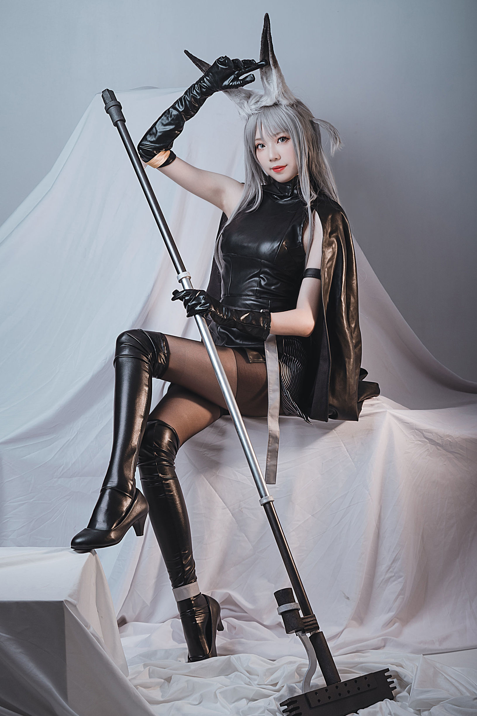 COS Welfare] Anime Blogger Zhajiang Mu Mu - Atrocity