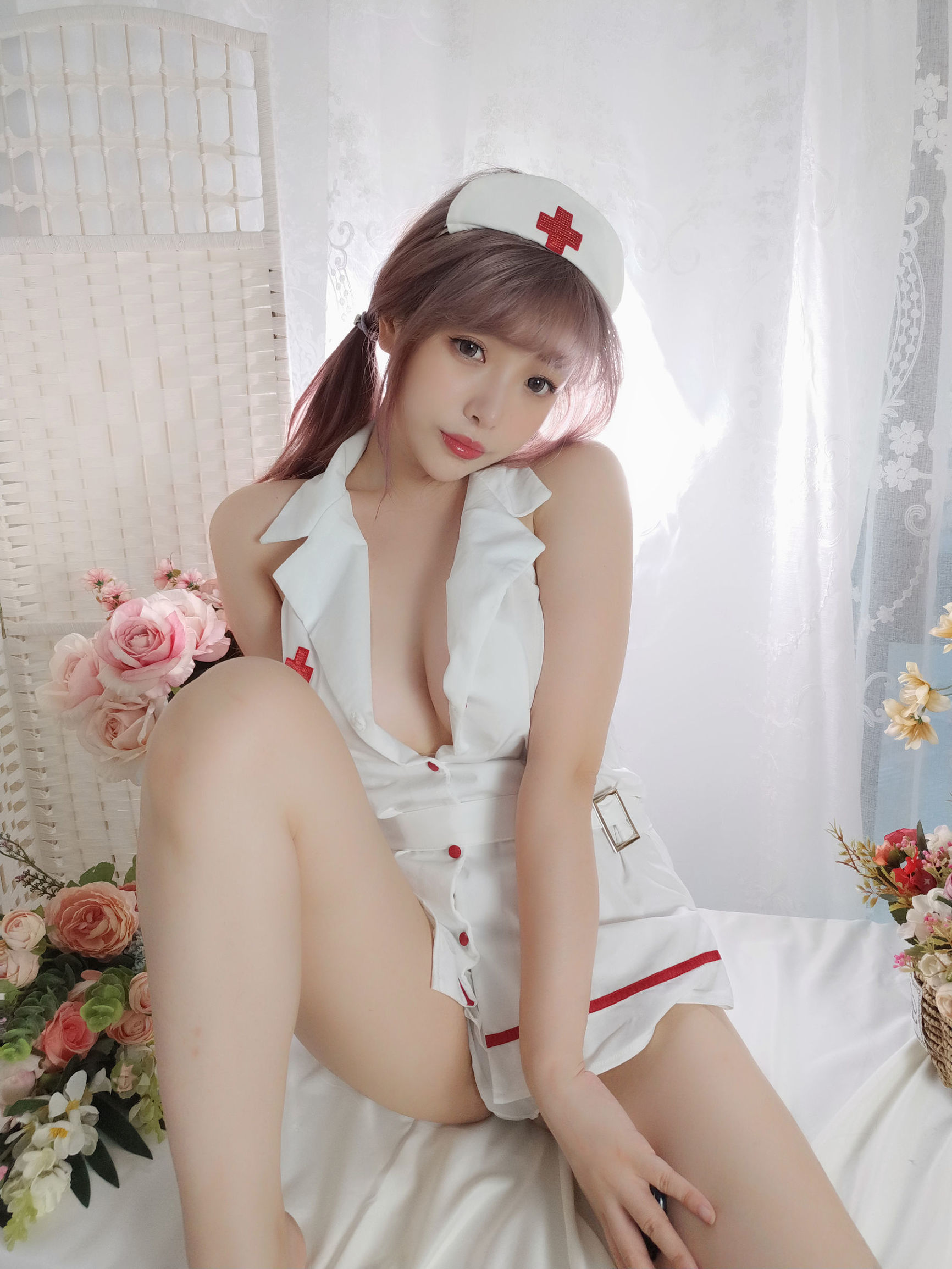 COS Phúc lợi] Blogger Anime Vân Mị - Y tá