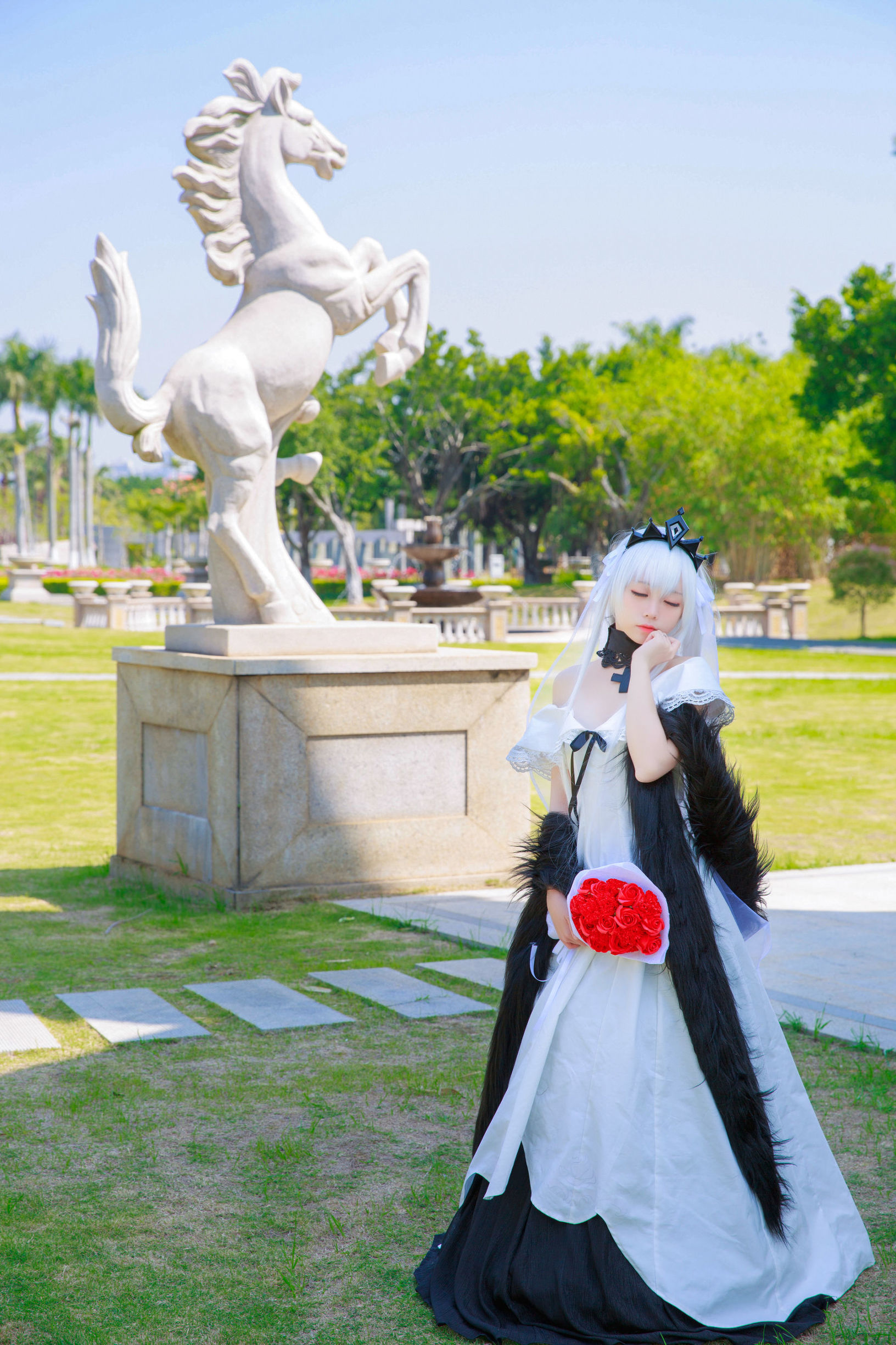 Cosplay Benefits] Anime Blogger G44 Won't Get Hurt - 98K Wedding Dress De Huang