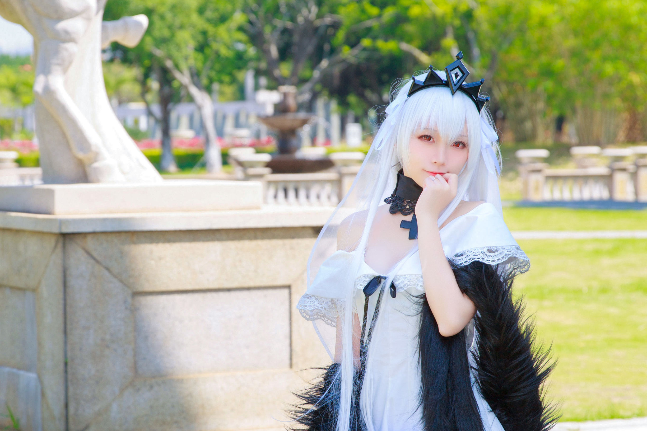 Cosplay Benefits] Anime Blogger G44 Won't Get Hurt - 98K Wedding Dress De Huang