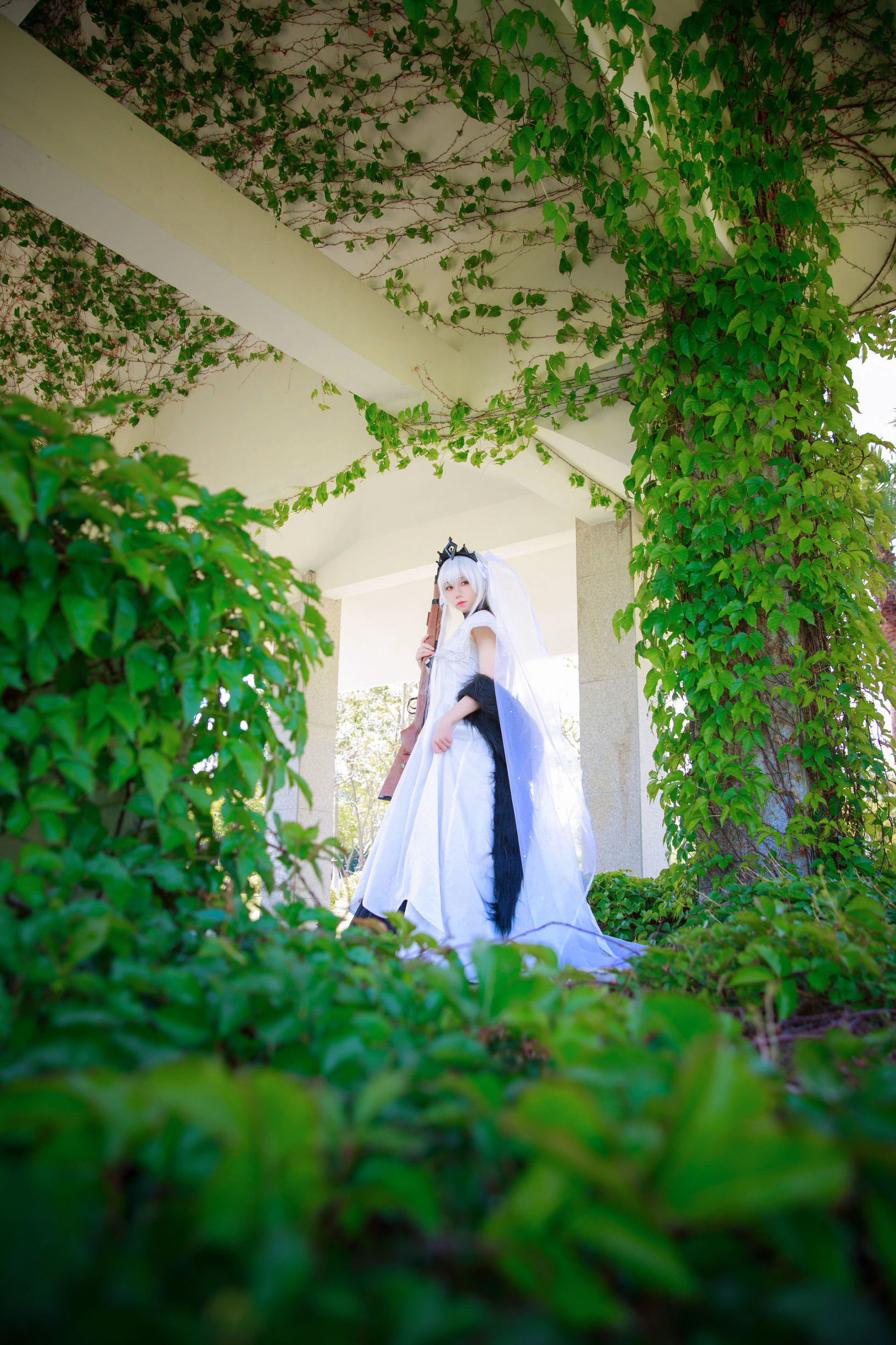 Cosplay Benefits] Anime Blogger G44 Won't Get Hurt - 98K Wedding Dress De Huang
