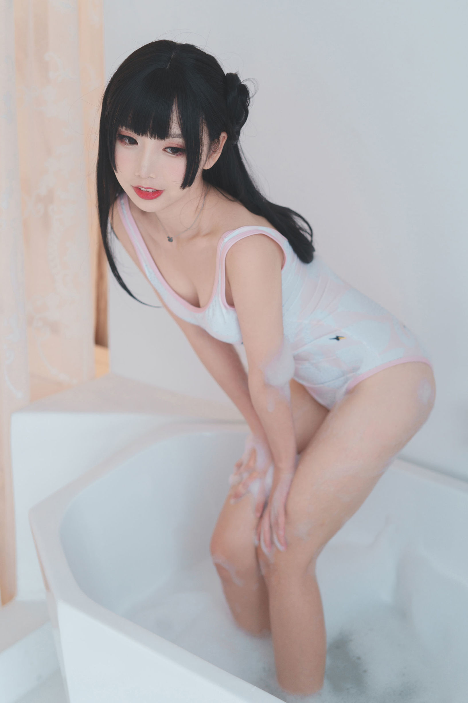 COS Phúc lợi] Coser dễ thương phổ biến Mian Bing Xian Er - Bồn tắm bọt bong bóng