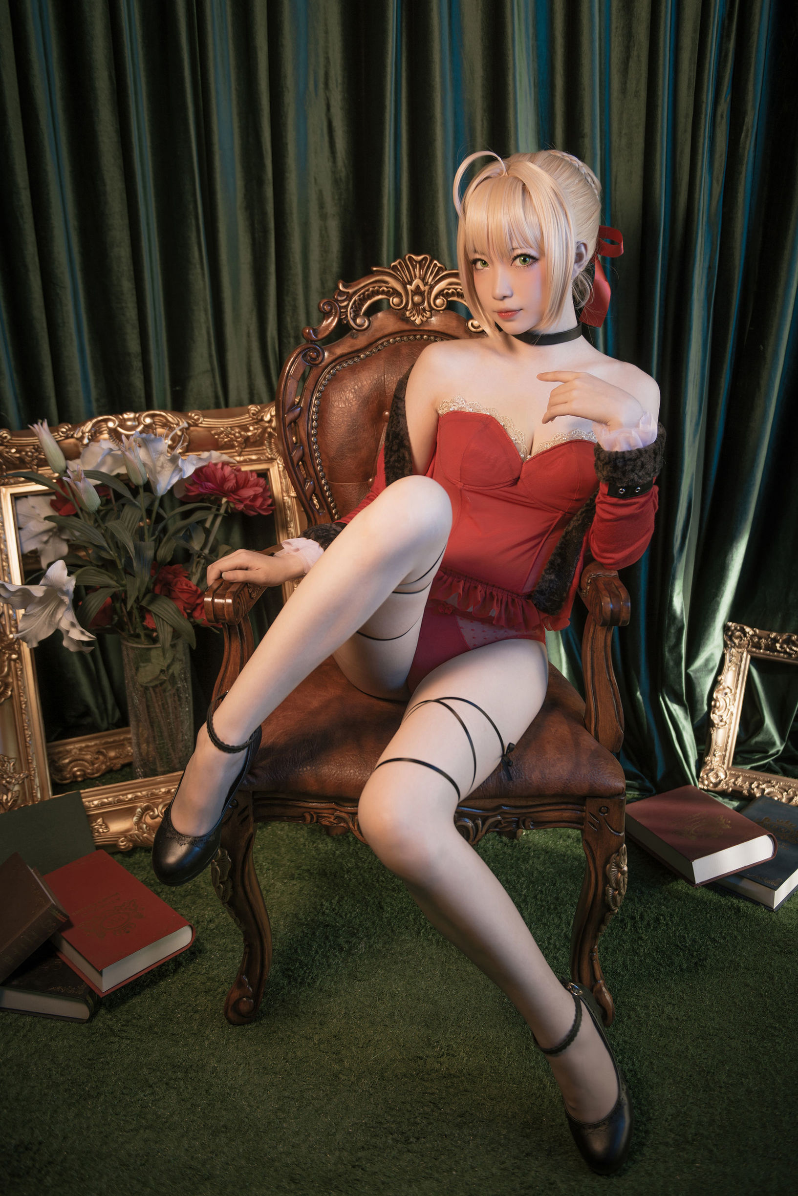 Cosplay Welfare] Busty Cute Girl Yao Shao you1 - Nero Endless Night Rose