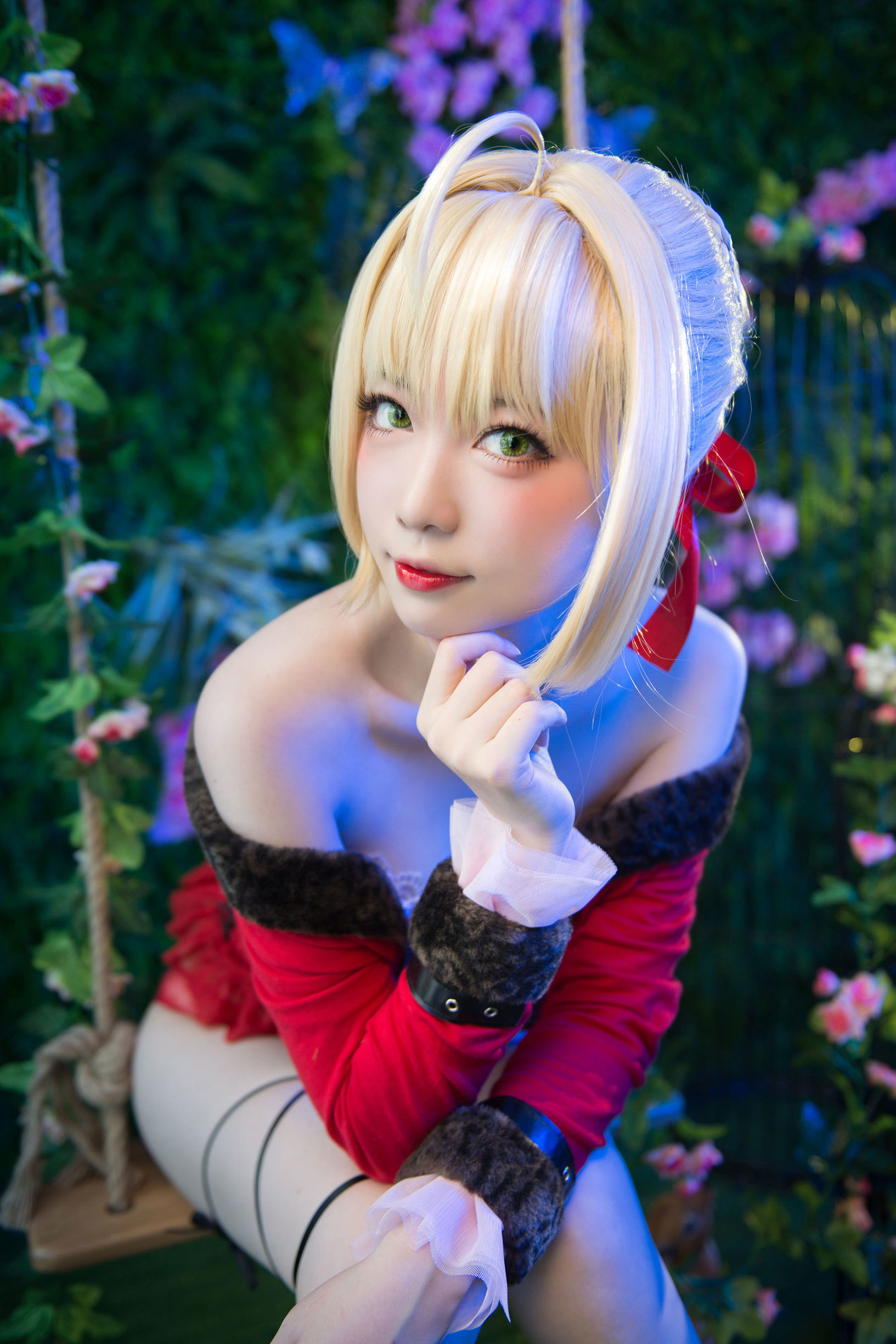 Cosplay Welfare] Busty Cute Girl Yao Shao you1 - Nero Endless Night Rose