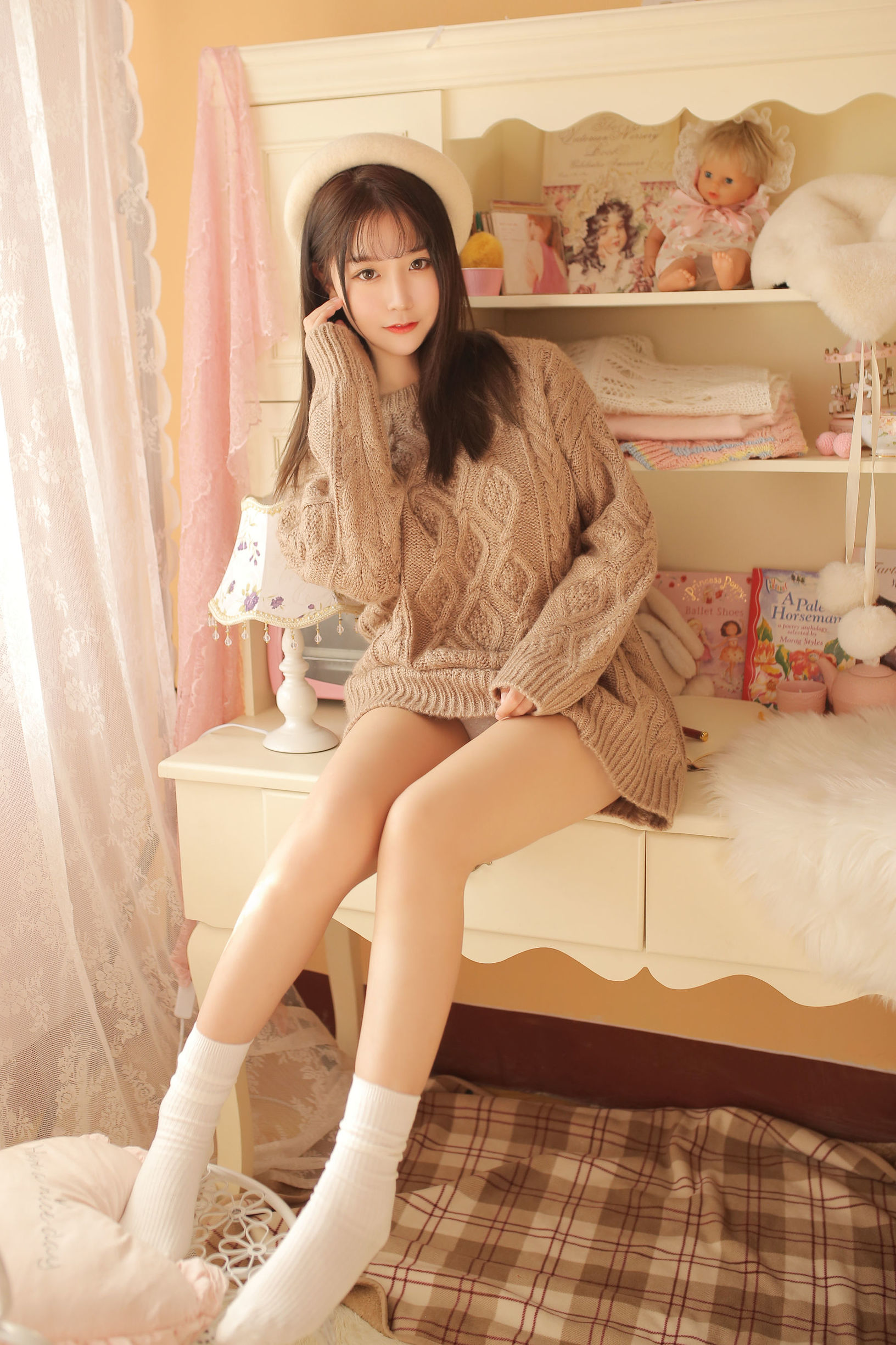 COS 복지] 거유묘구장 사쿠라 - 낙타색 스웨터
