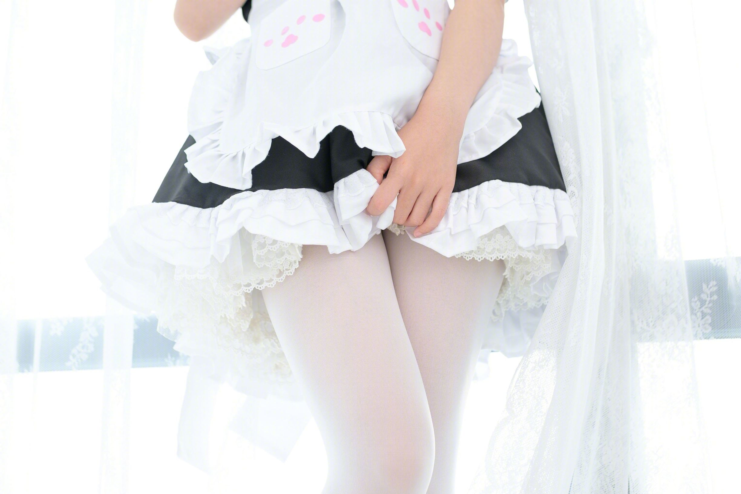 コスプレ特典] 私はnekoじゃない - 白ストッキングメイド