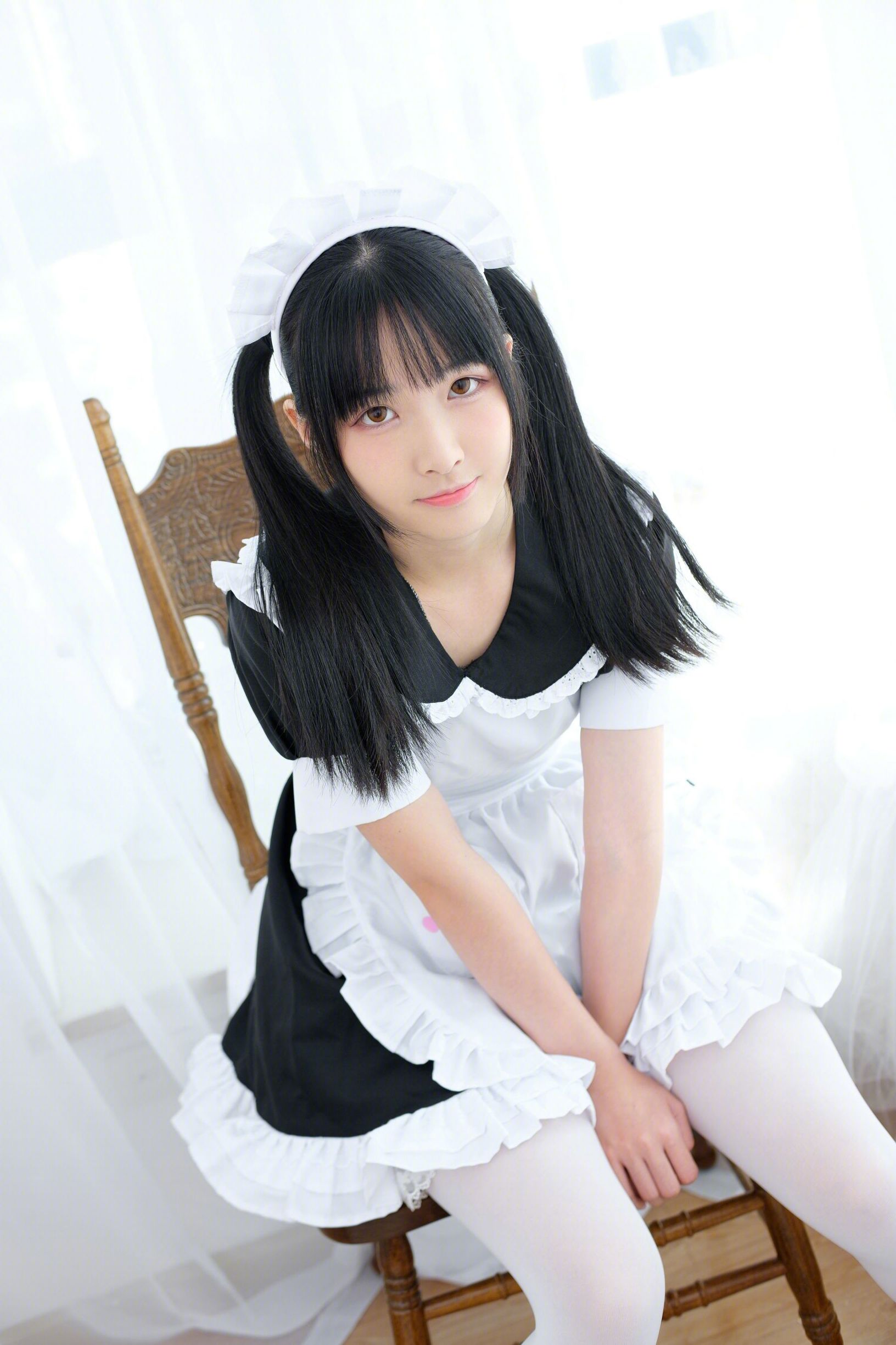 コスプレ特典] 私はnekoじゃない - 白ストッキングメイド