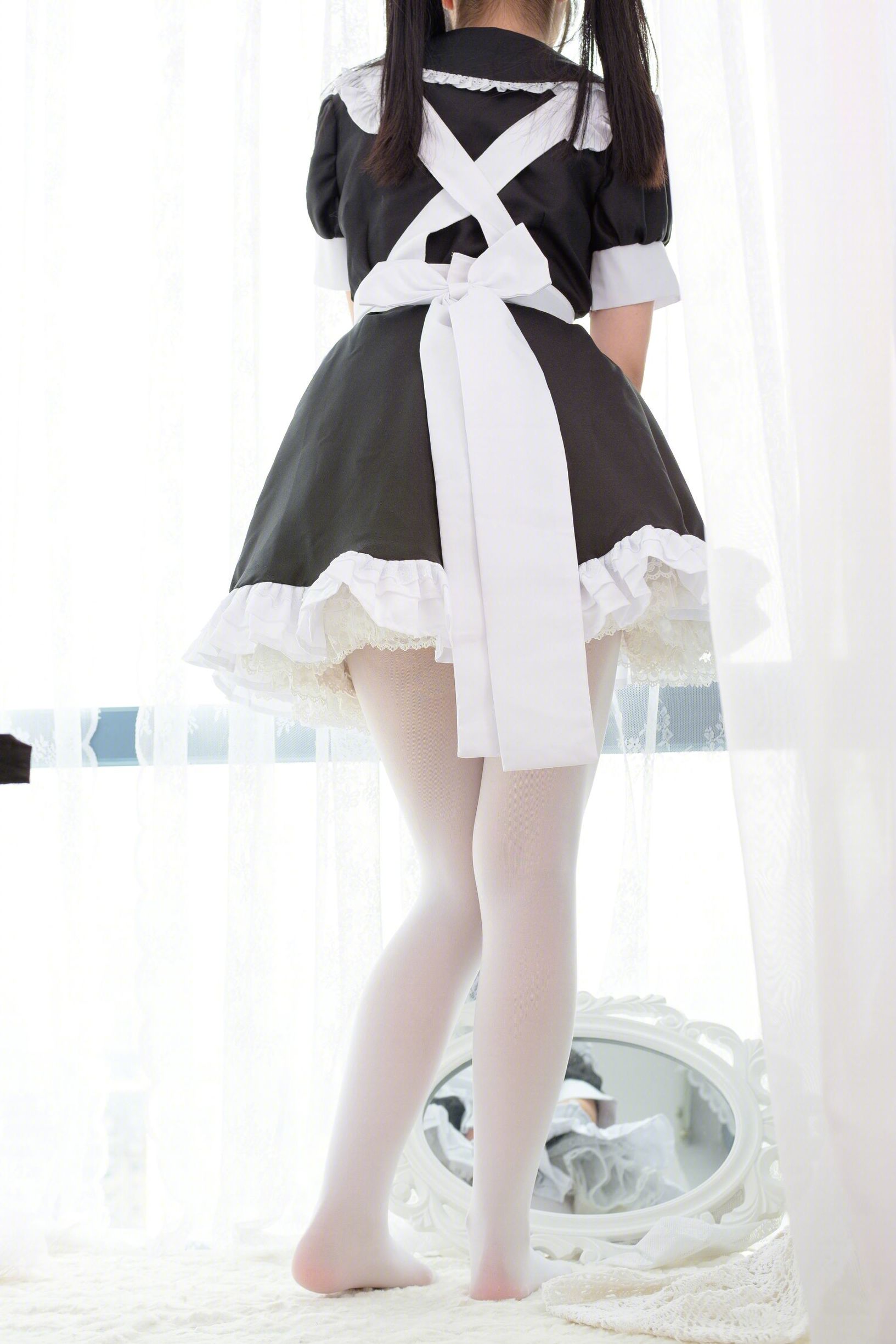 コスプレ特典] 私はnekoじゃない - 白ストッキングメイド