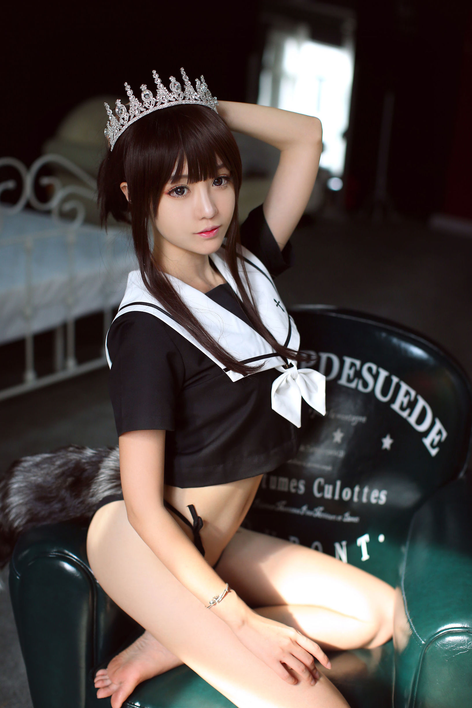COS Welfare] Douyu Broadcaster Cai Ni Me Me - Crown