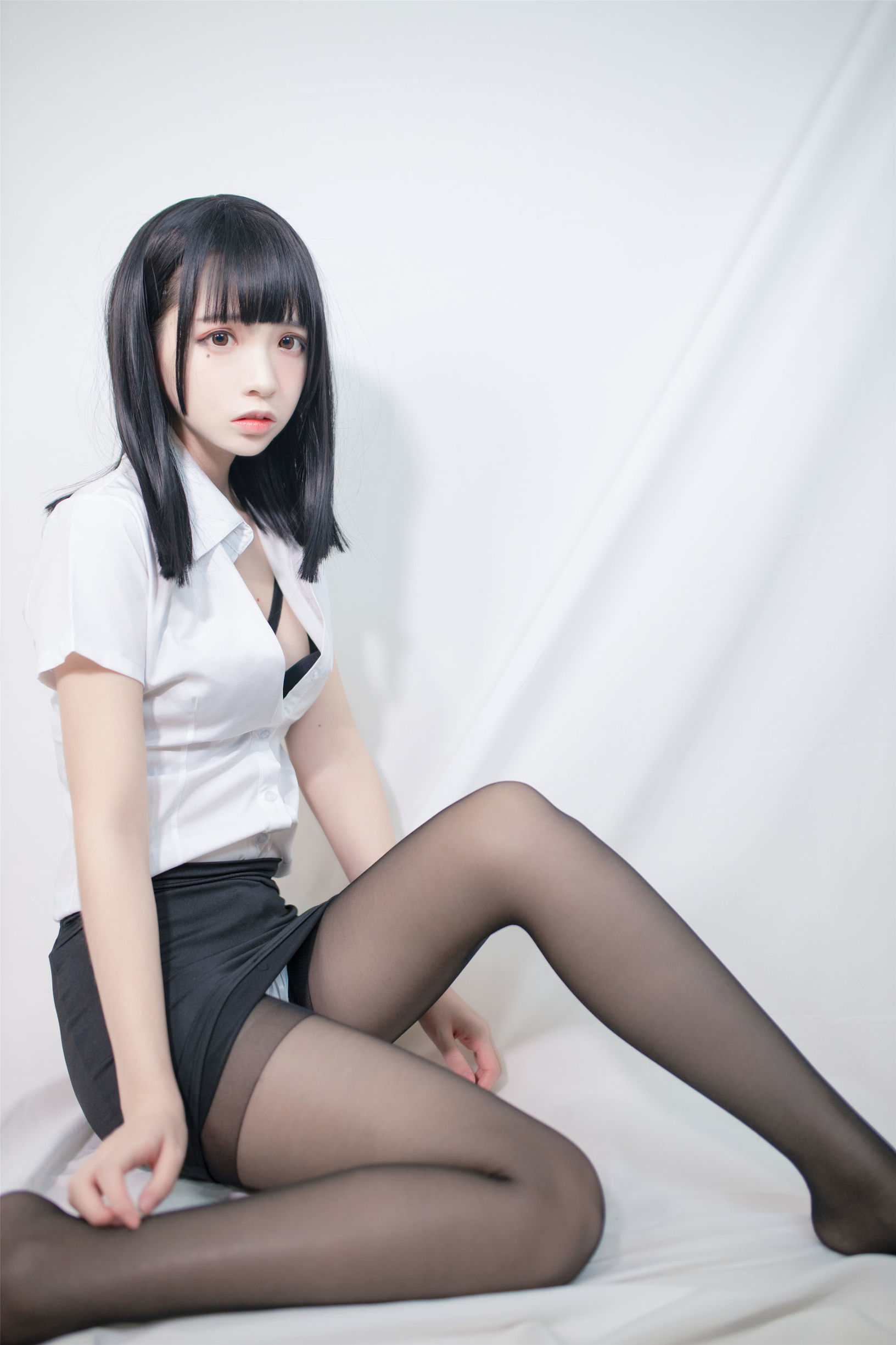 コスプレ特典] フォン・マオSS - OL制服