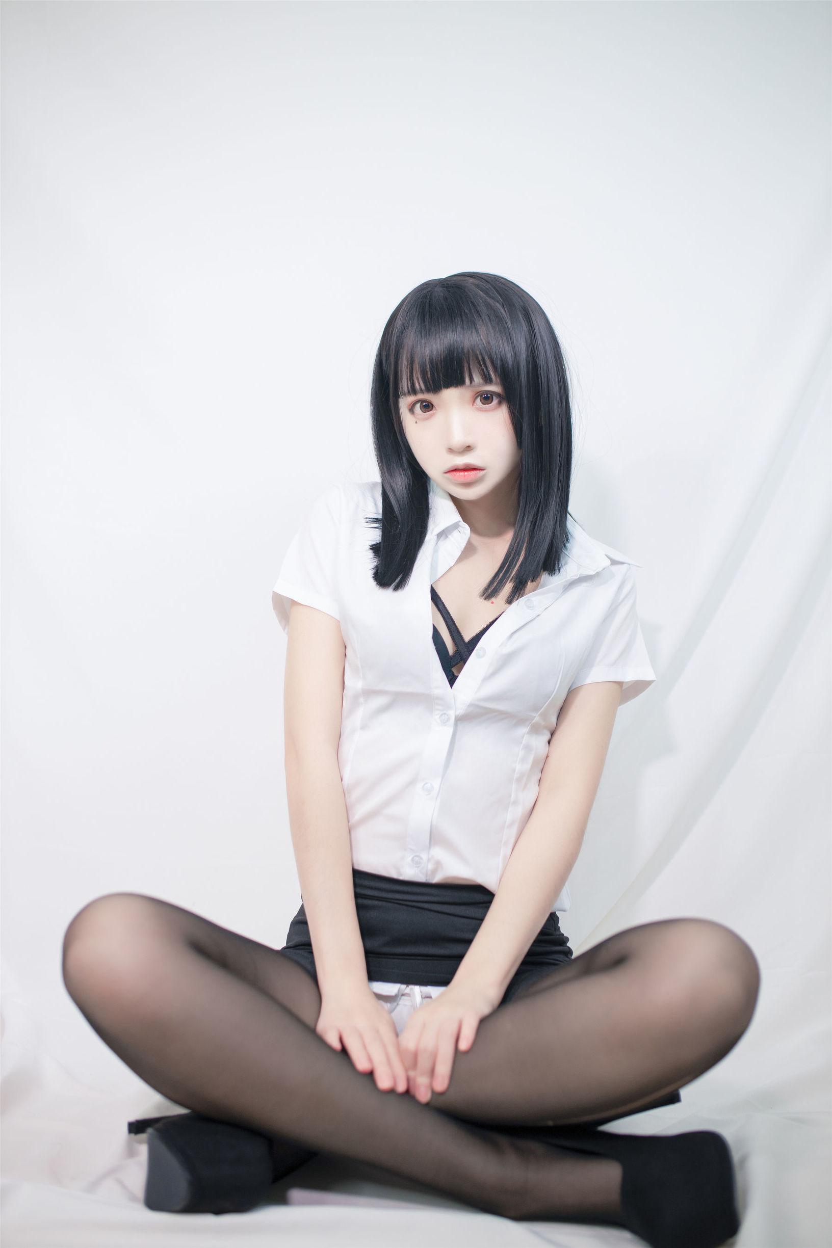 コスプレ特典] フォン・マオSS - OL制服