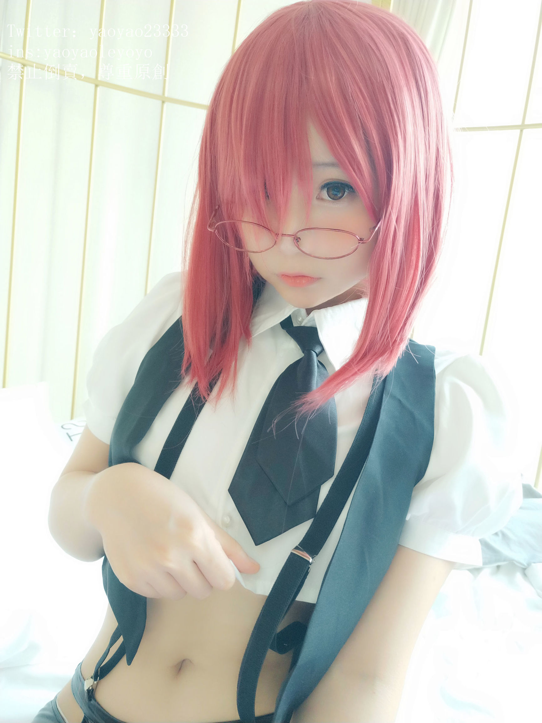 COS Phúc lợi] Cô gái dễ thương Coser Yoyo - Phù thủy