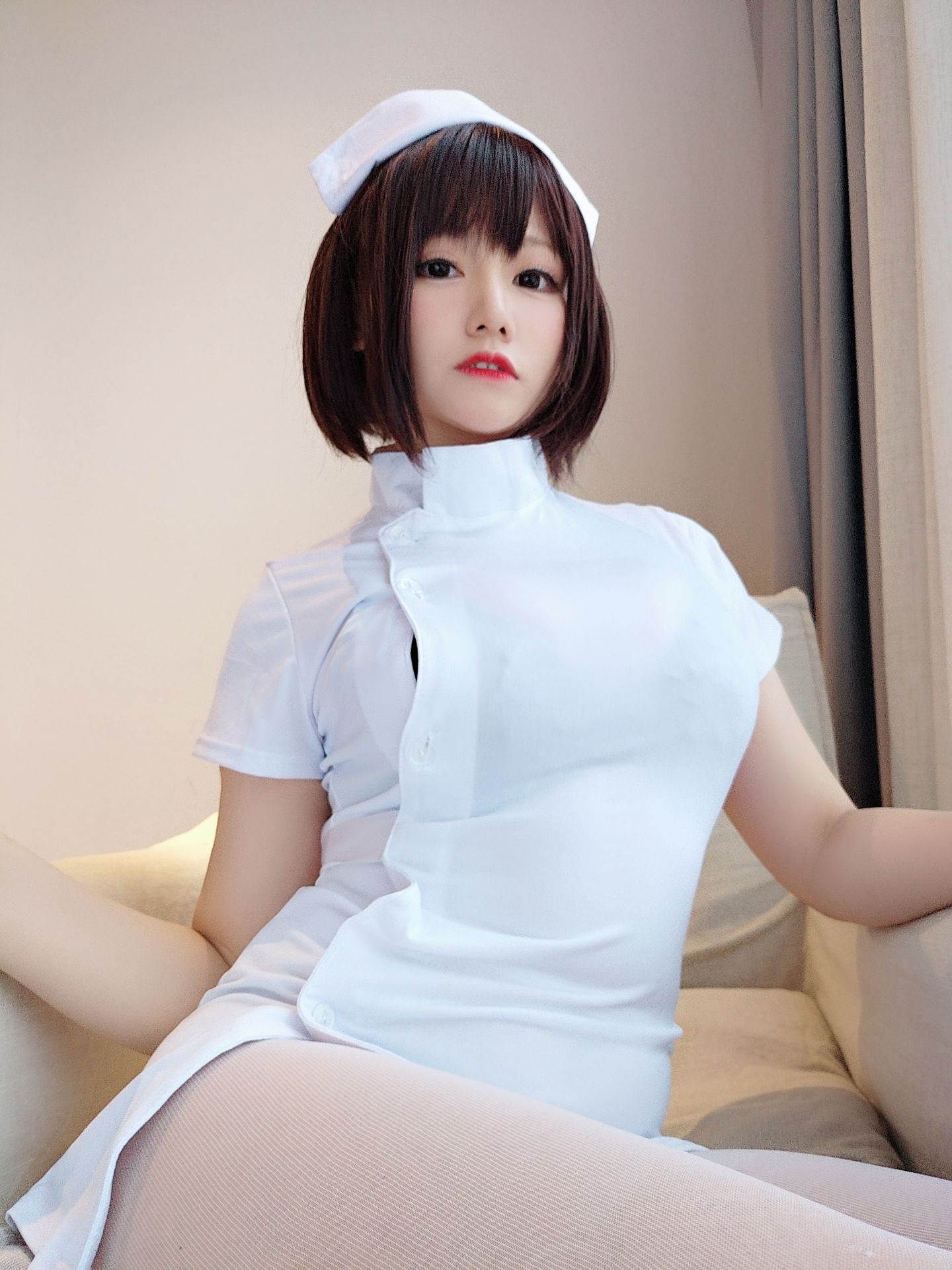 COS福利] 萌妹子尼亞科喵子 - 護士妹妹
