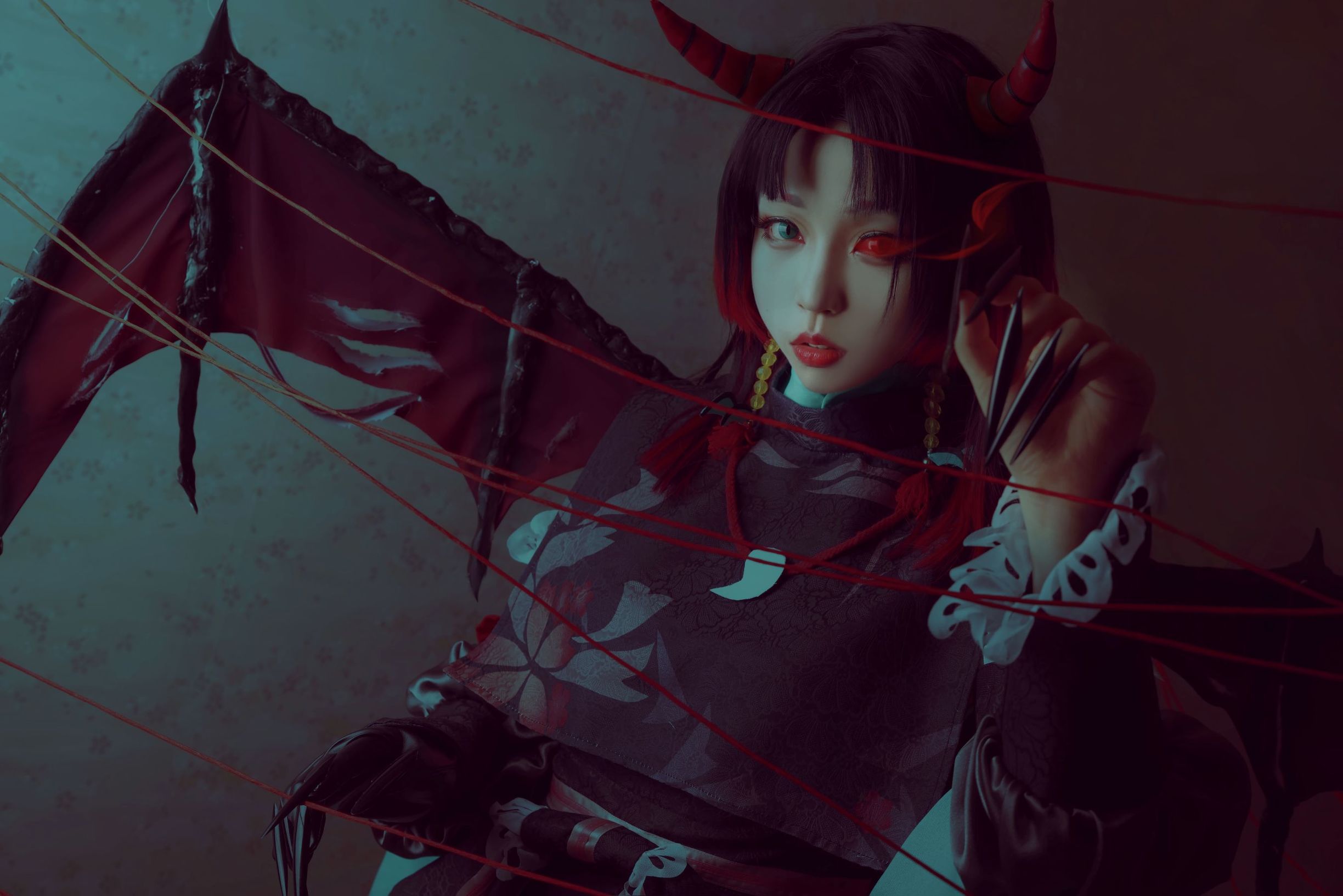 COS福利] 萌妹白易子教主 - 陰陽師 吸血姬