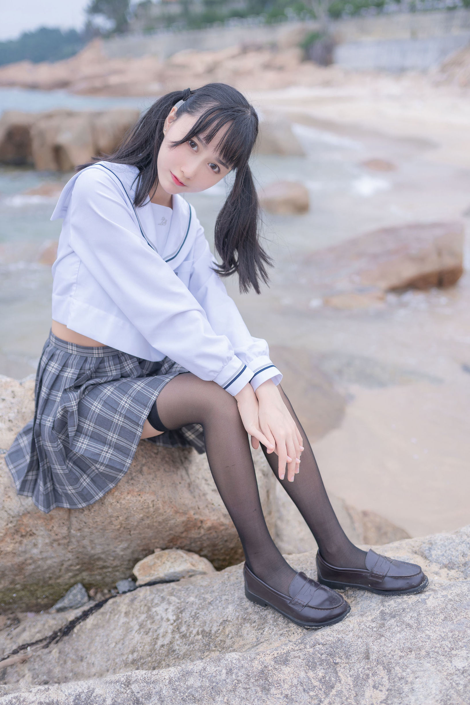COS福利] 萌系小姐姐木綿綿OwO - 海邊JK