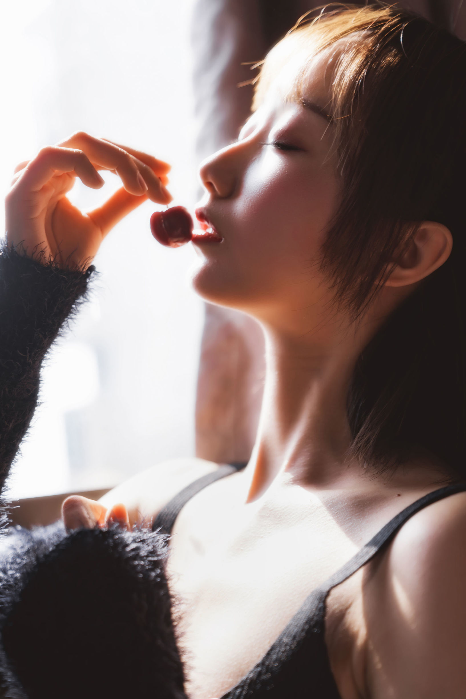 COS福利] 萌系小姐姐木绵绵OwO - 黑絲私房A