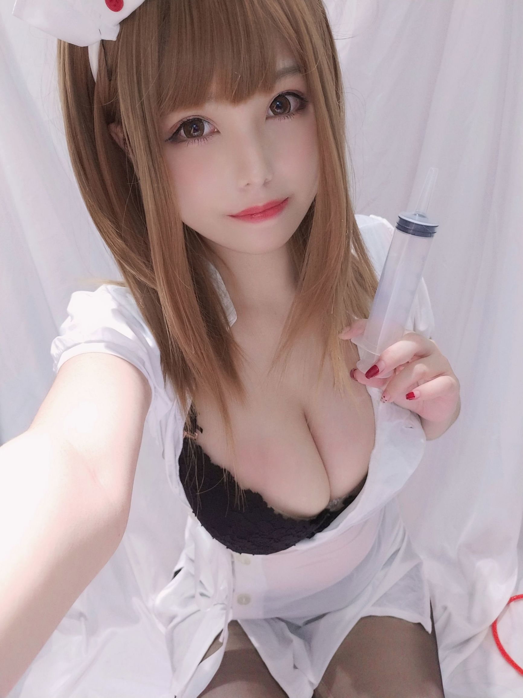 COS Phúc lợi] Chị gái hệ moe Honey Cat Qiu - Y tá nhỏ
