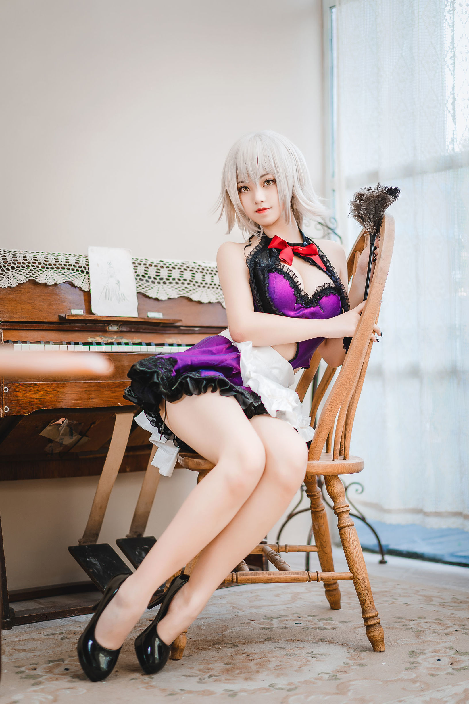 COS Welfare] Moe Style Big Sister Honey Cat Qiu - Jeanne d'Arc Maid