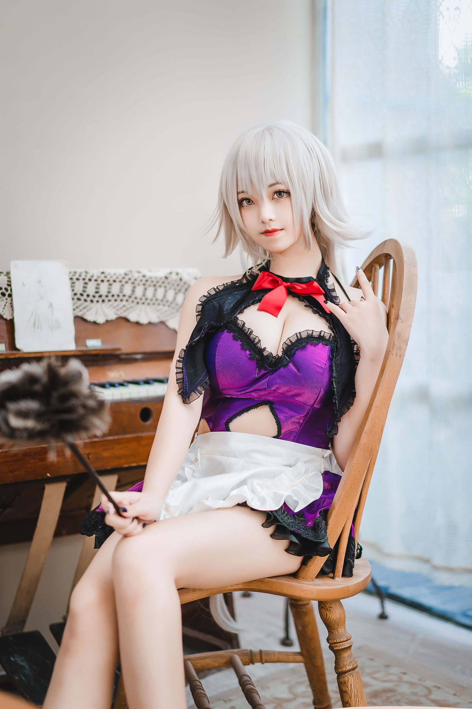 COS Welfare] Moe Style Big Sister Honey Cat Qiu - Jeanne d'Arc Maid