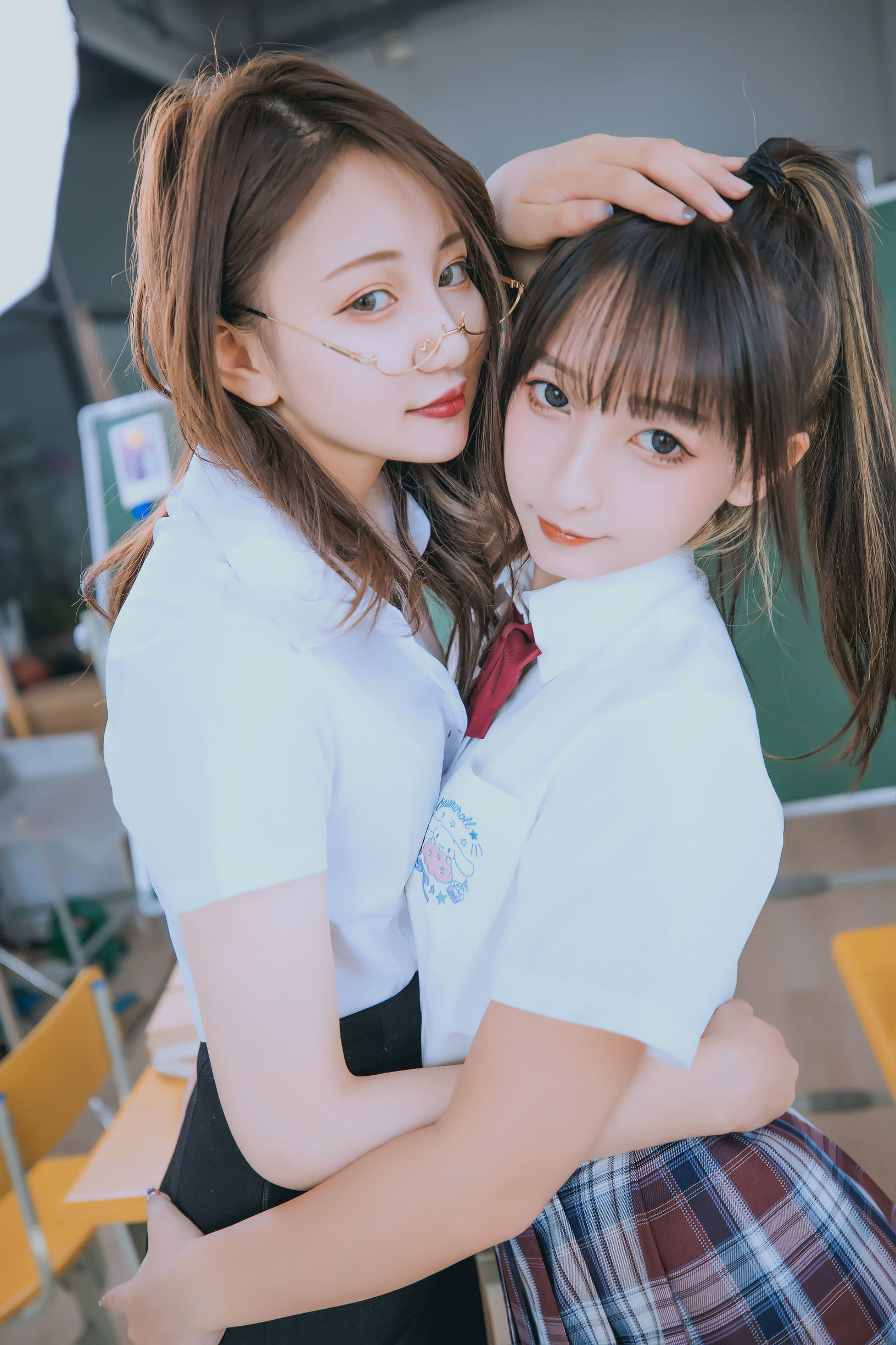 COS福利] ロリ神楽板 真冬の数之歌 - 百合教室