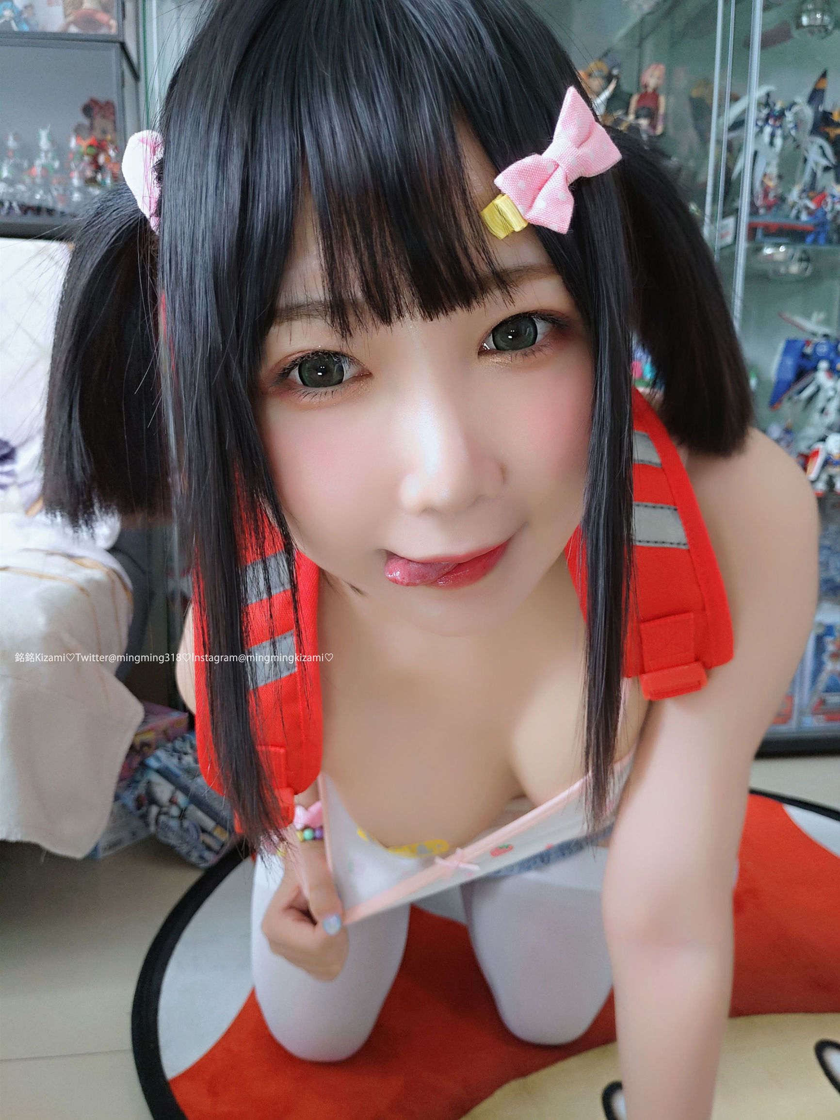 COS福利] 銘銘基薩米 自拍Vol.24 二次元少女