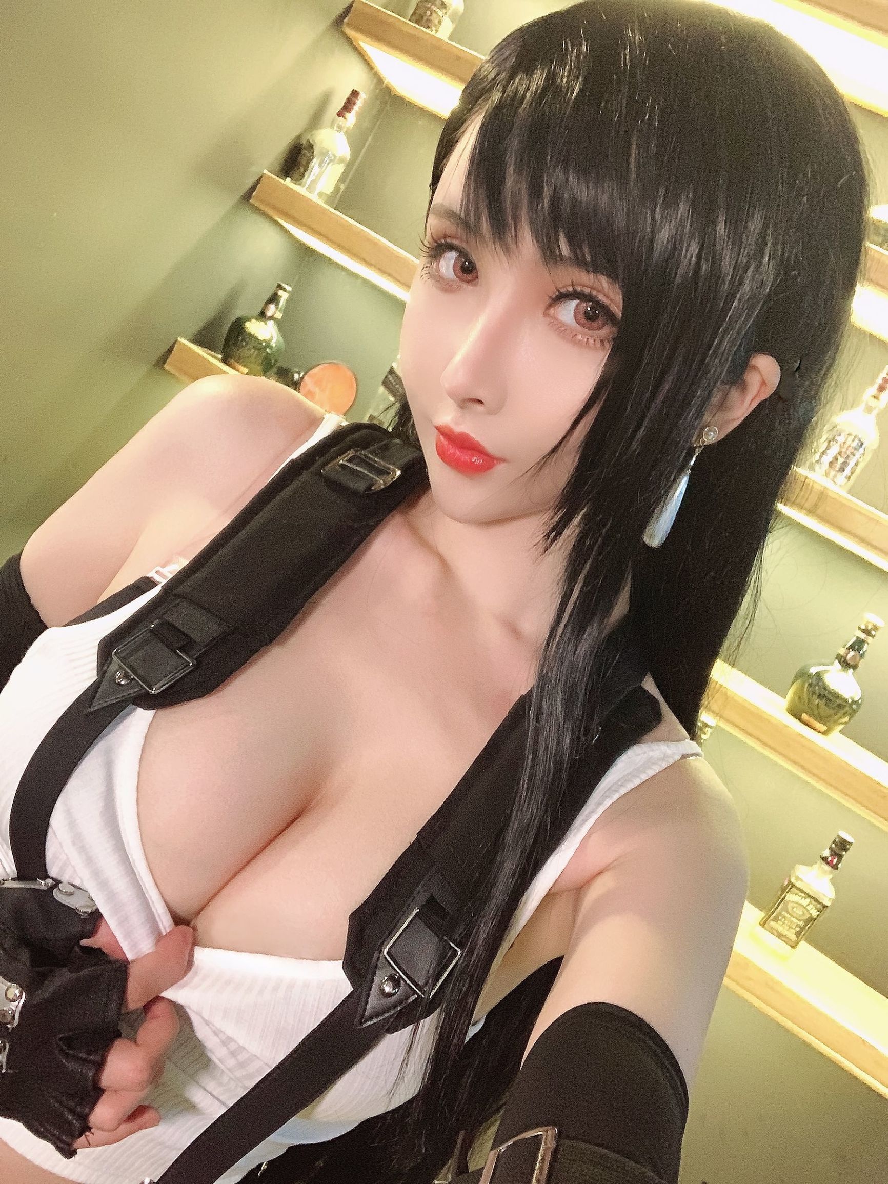 Cosplay Welfare] Cosplay Welfare Rioko Liang Liang Zi - Tifa Selfie
