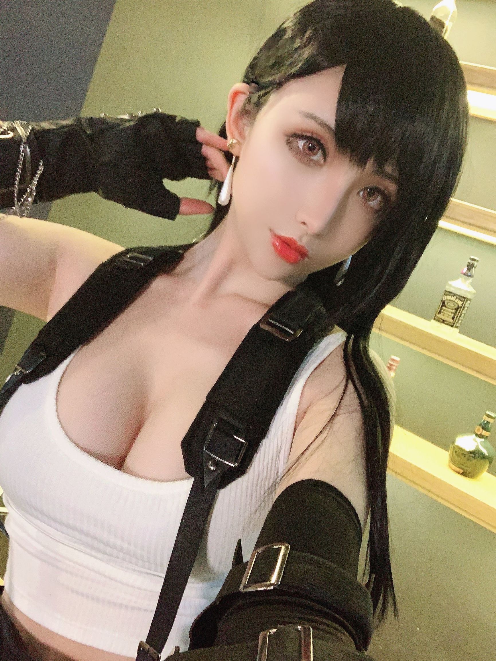 Cosplay Welfare] Cosplay Welfare Rioko Liang Liang Zi - Tifa Selfie
