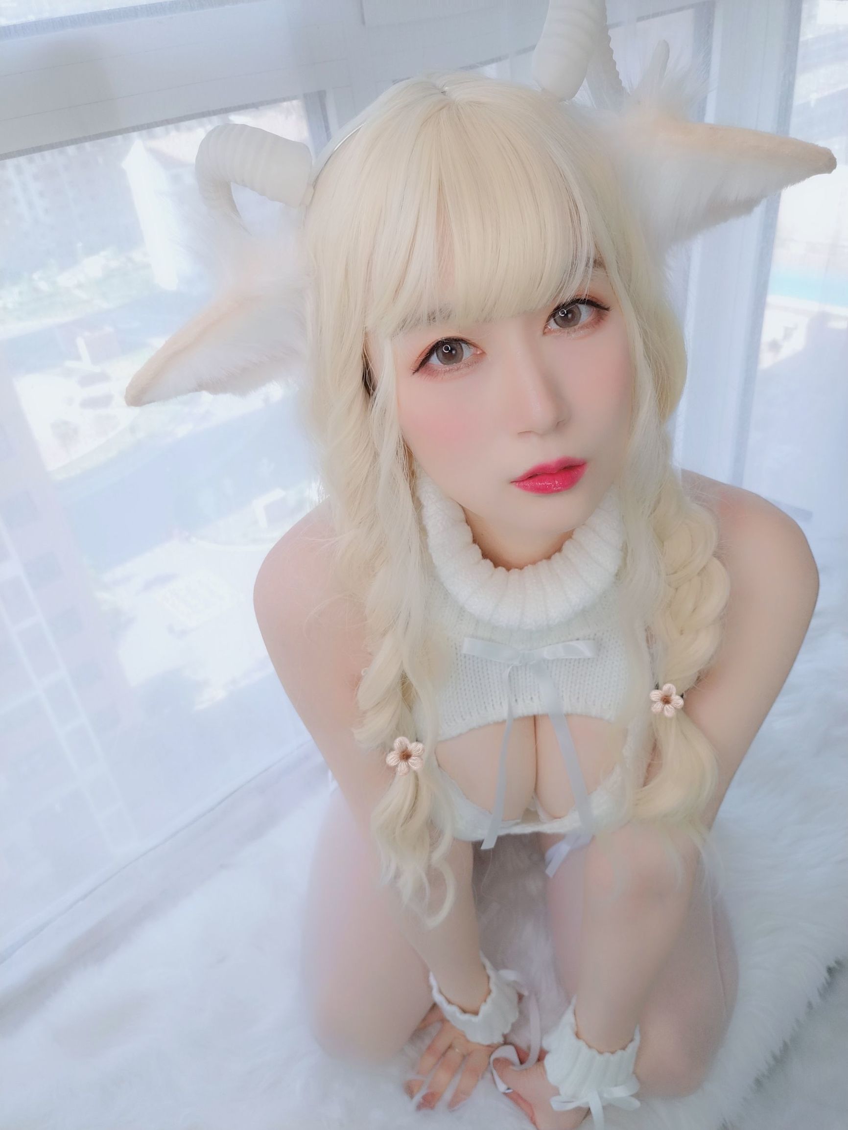 コスプレ福利] Coserさん白銀 - シャオバイヤン