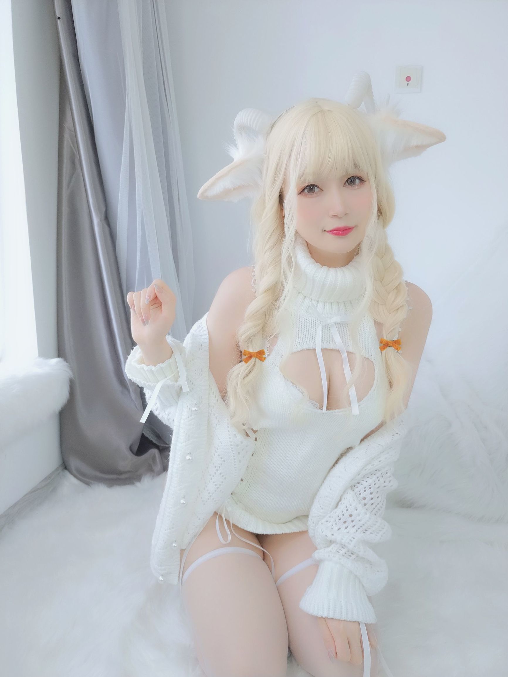 COS Welfare] Coser Miss Silver - Little White Sheep