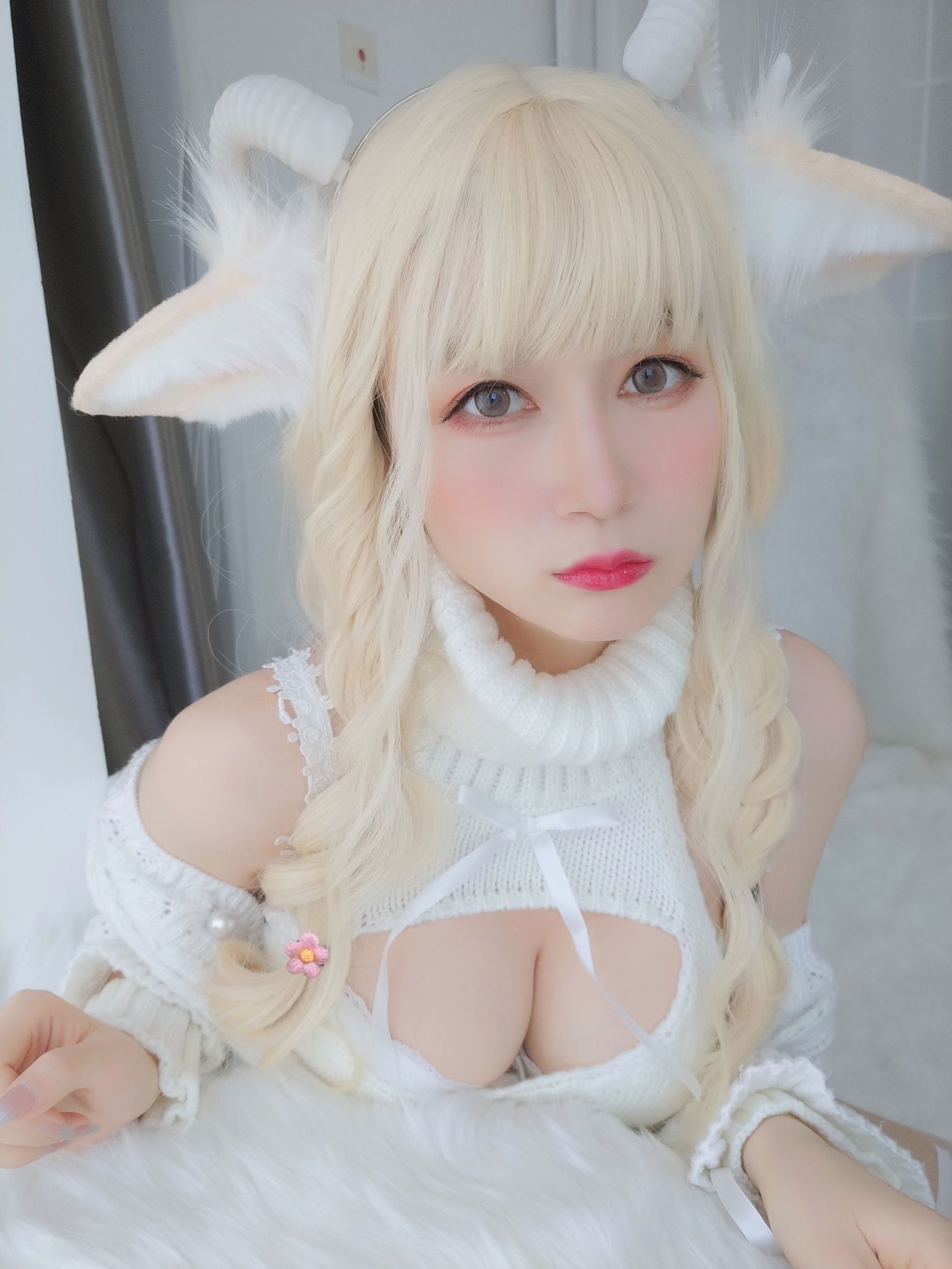 COS Phúc lợi] Coser Cô Bạc - Tiểu Bạch Dương